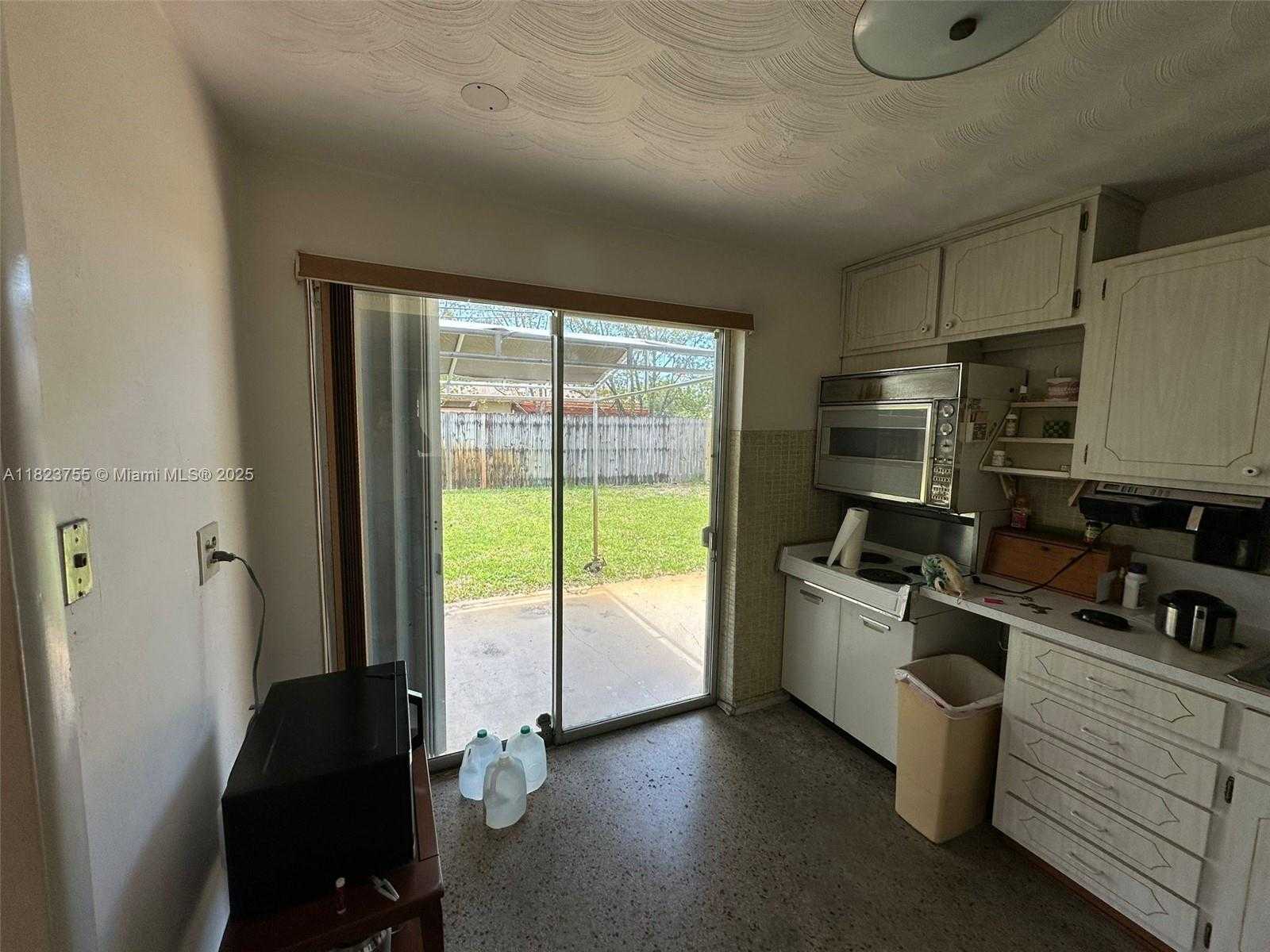 Small Image of 3180 NORTH EAST 10TH TER, Pompano Beach Number 34