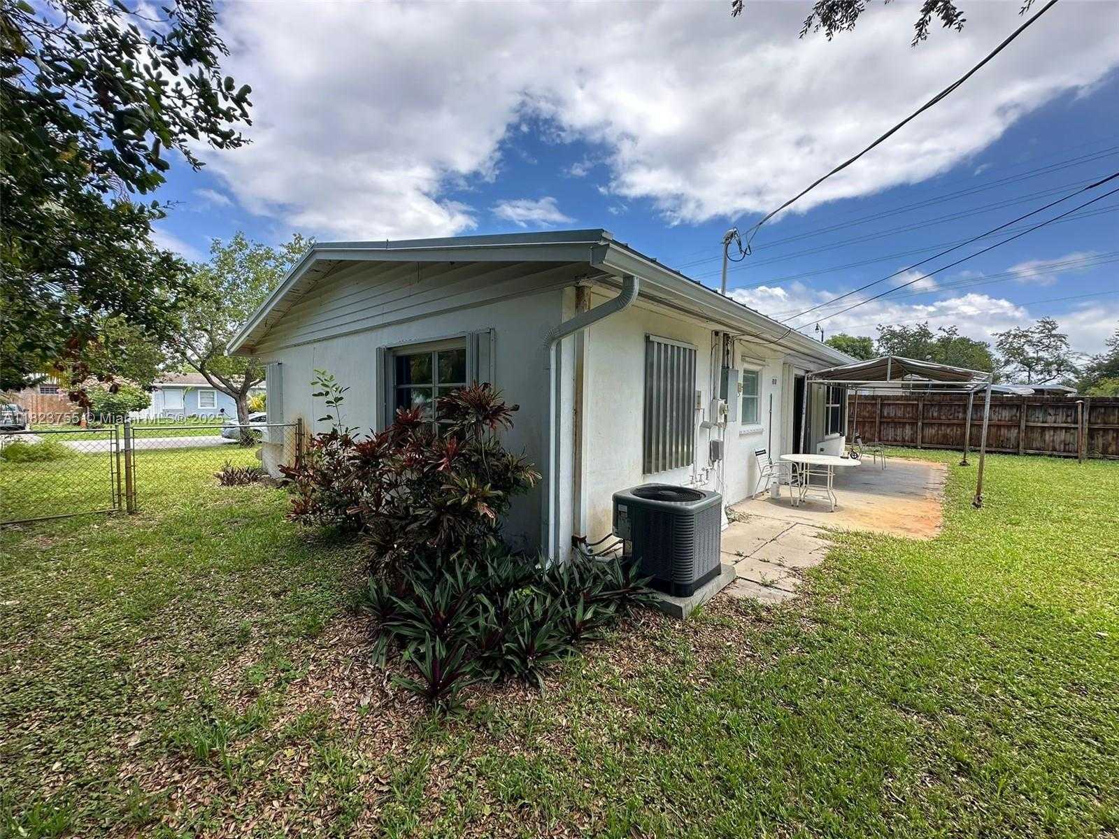 Small Image of 3180 NORTH EAST 10TH TER, Pompano Beach Number 7