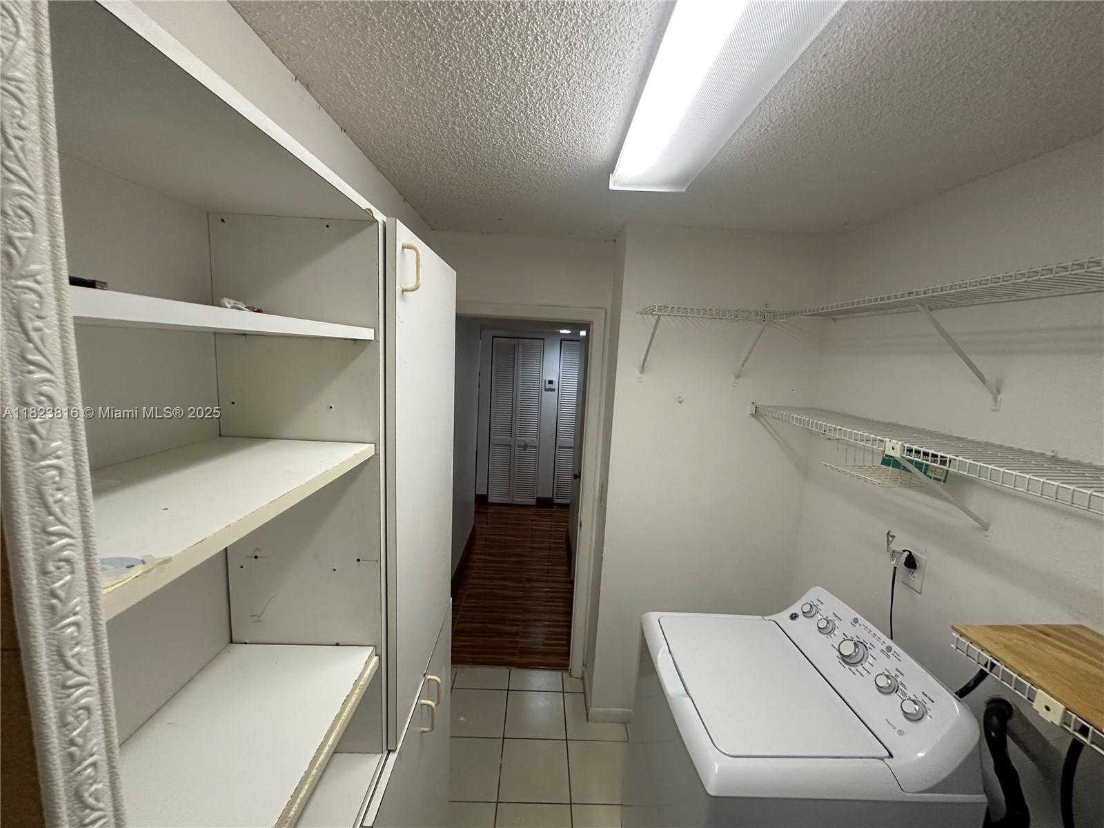 Small Image of 2660 HURON WAY, Miramar Number 17