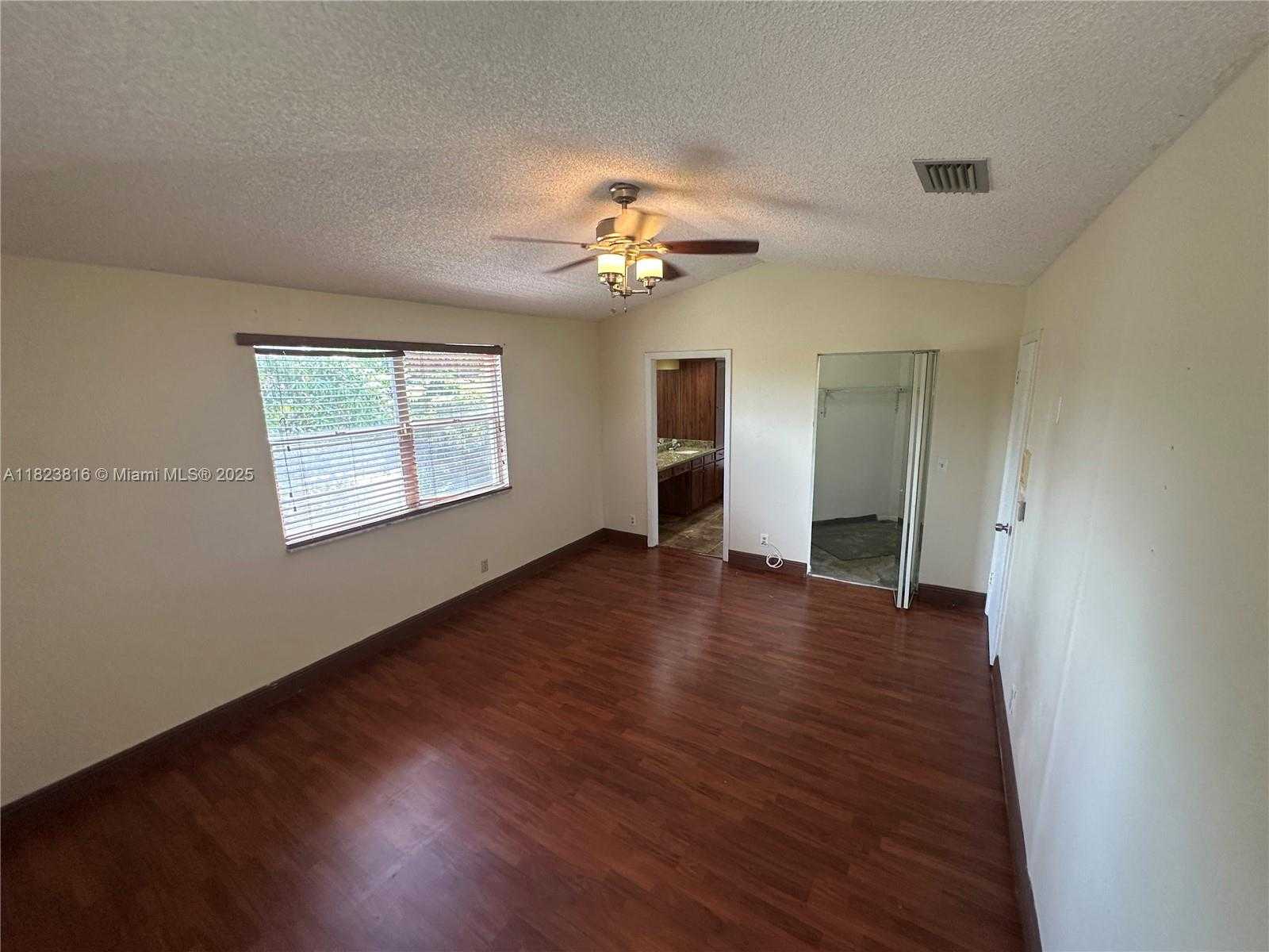Small Image of 2660 HURON WAY, Miramar Number 25