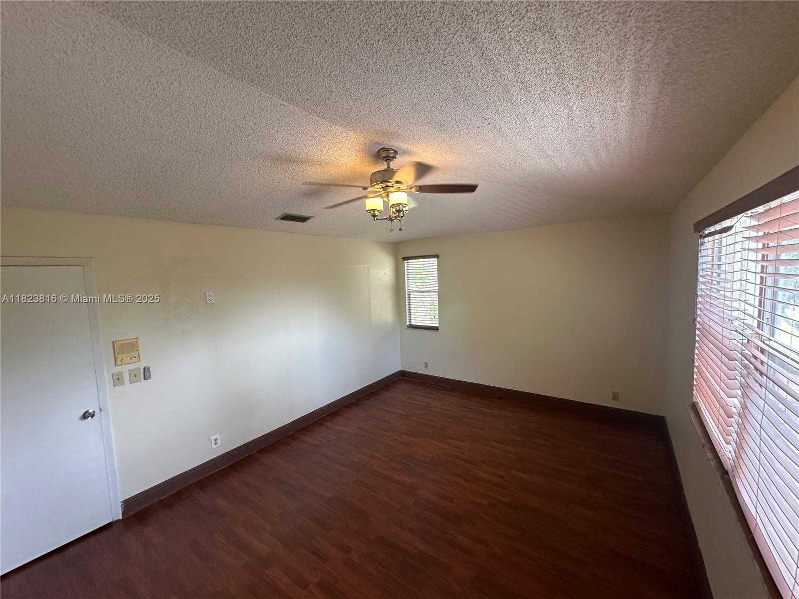 Small Image of 2660 HURON WAY, Miramar Number 29