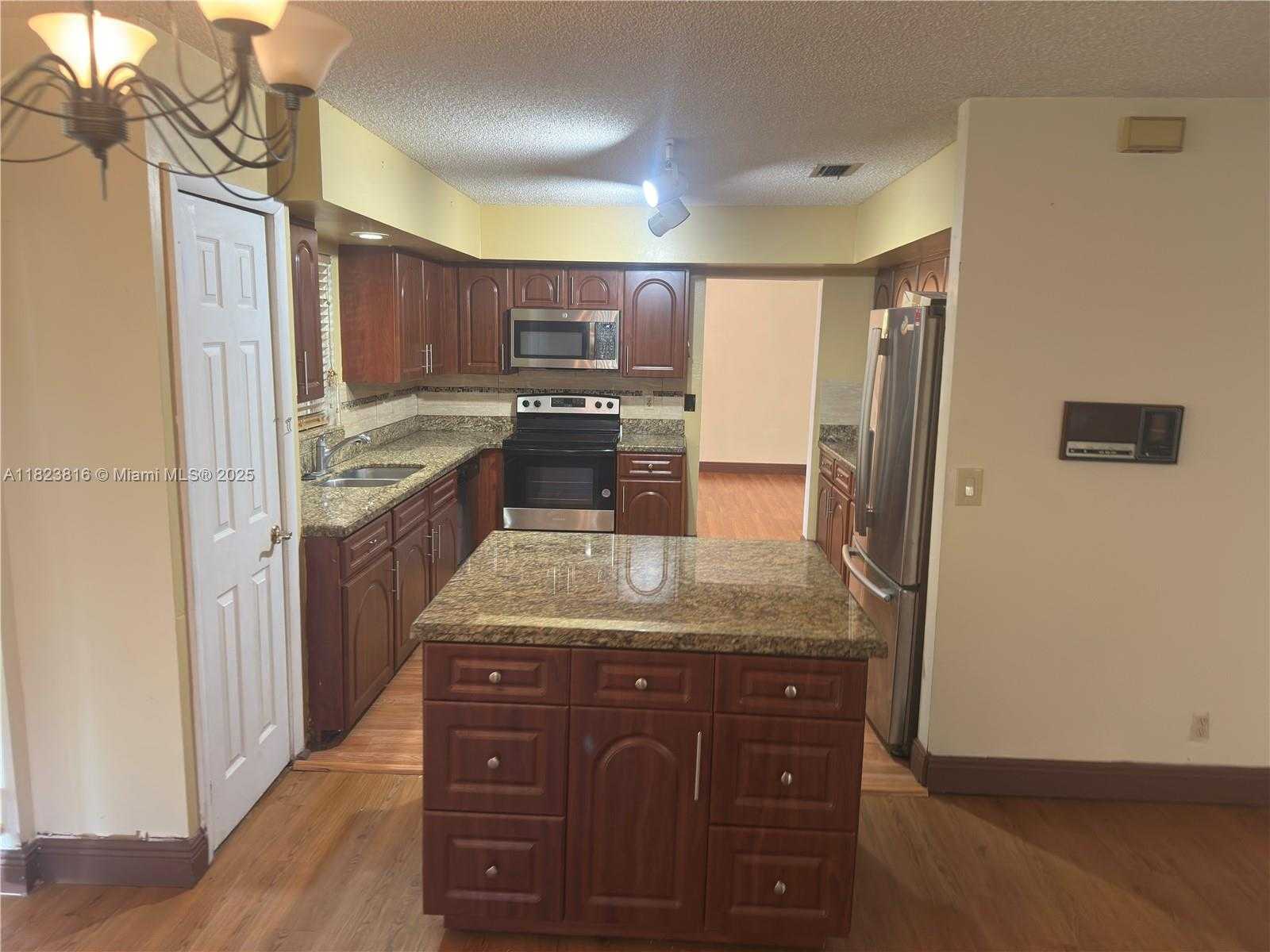 Small Image of 2660 HURON WAY, Miramar Number 3