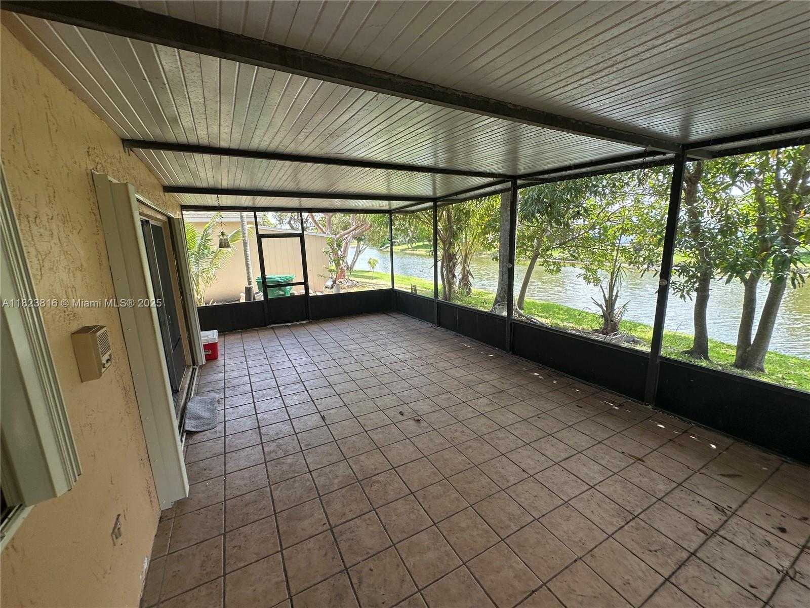 Small Image of 2660 HURON WAY, Miramar Number 42