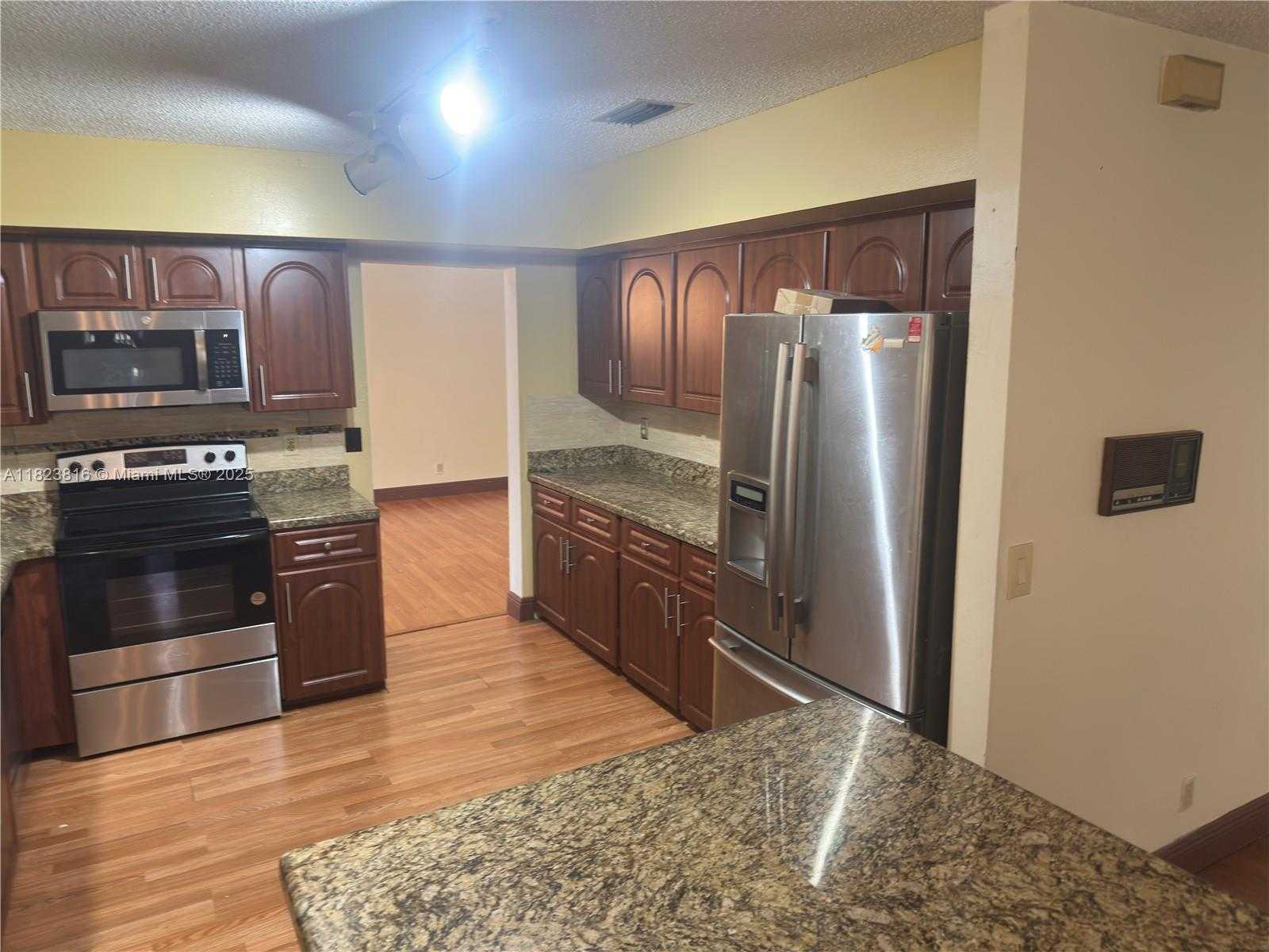Small Image of 2660 HURON WAY, Miramar Number 6