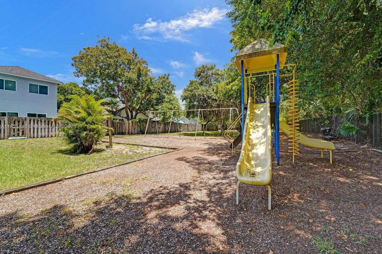 Small Image of 7340 ANDORRA PL, Boca Raton Number 21