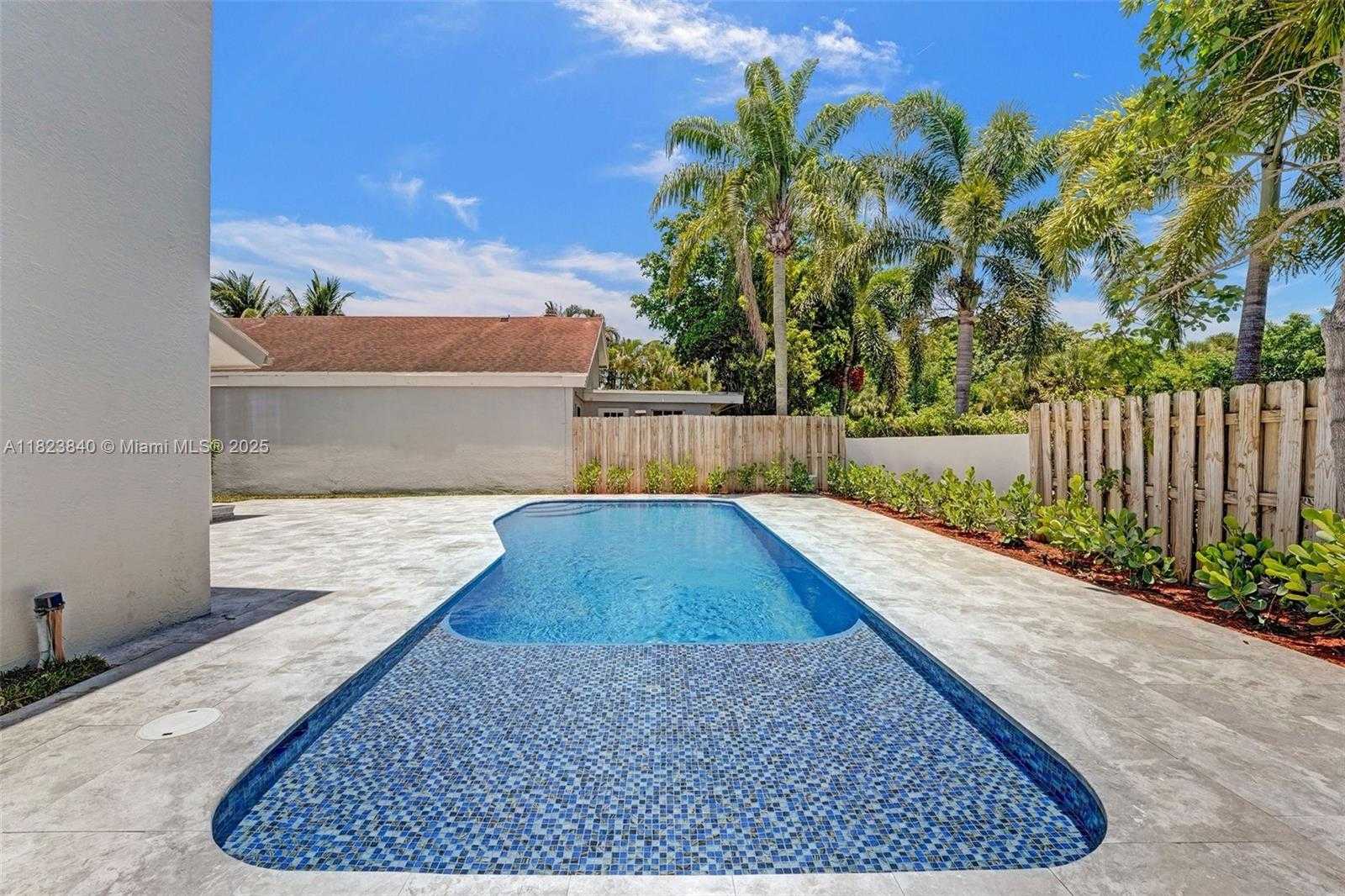 Small Image of 7340 ANDORRA PL, Boca Raton Number 32