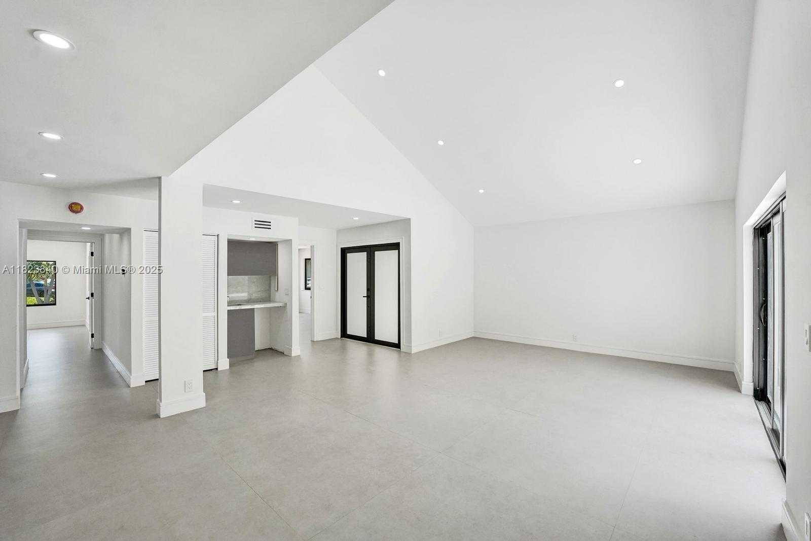 Small Image of 7340 ANDORRA PL, Boca Raton Number 61
