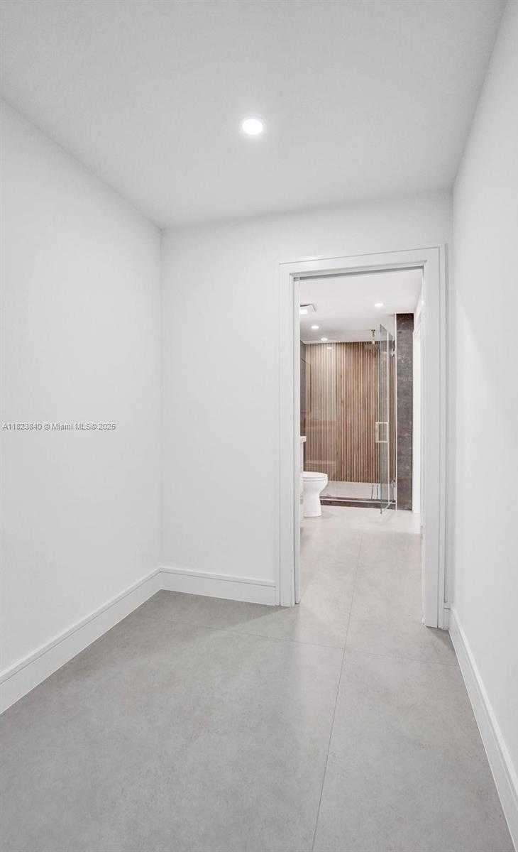Small Image of 7340 ANDORRA PL, Boca Raton Number 77