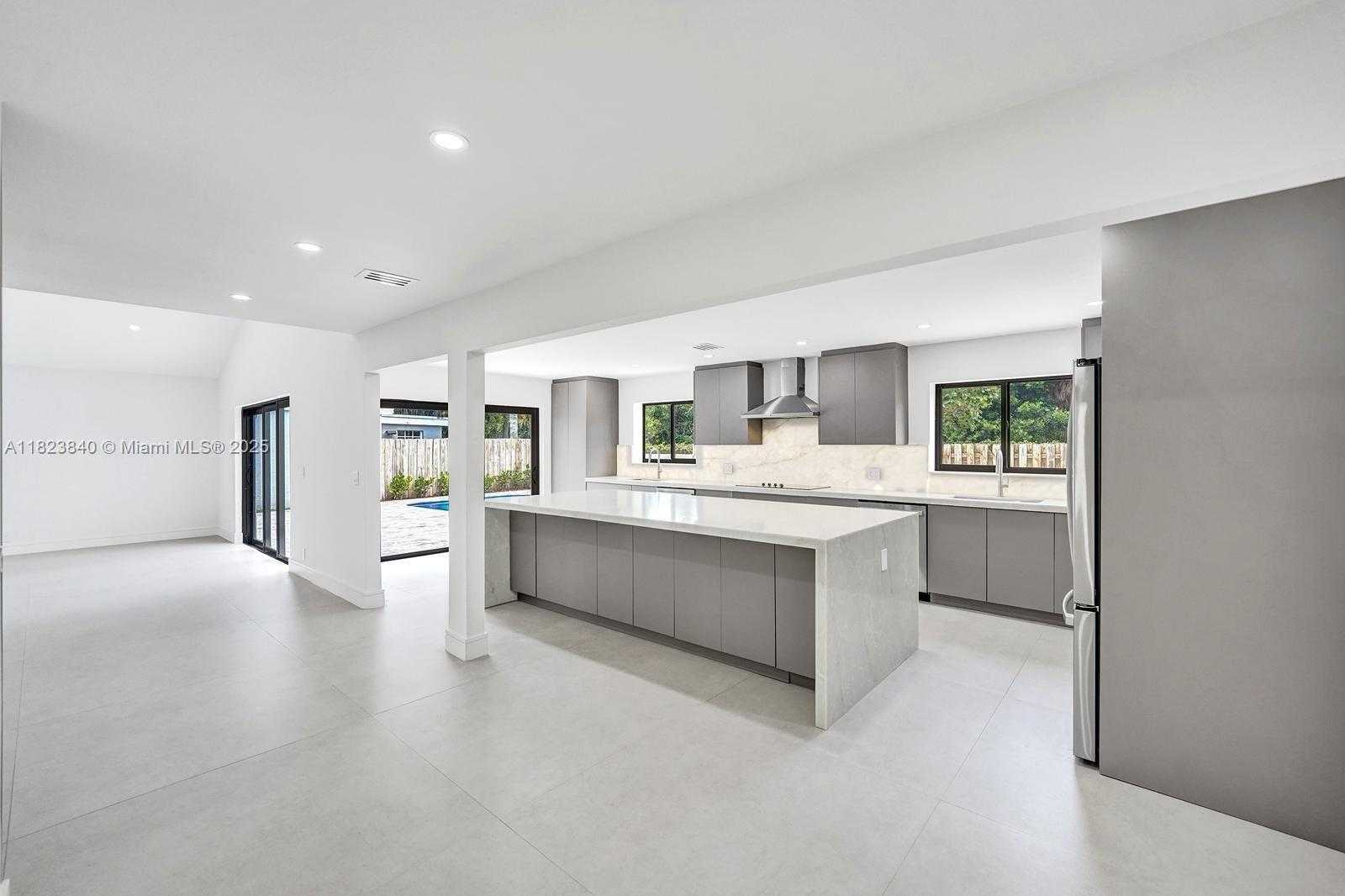 Small Image of 7340 ANDORRA PL, Boca Raton Number 8