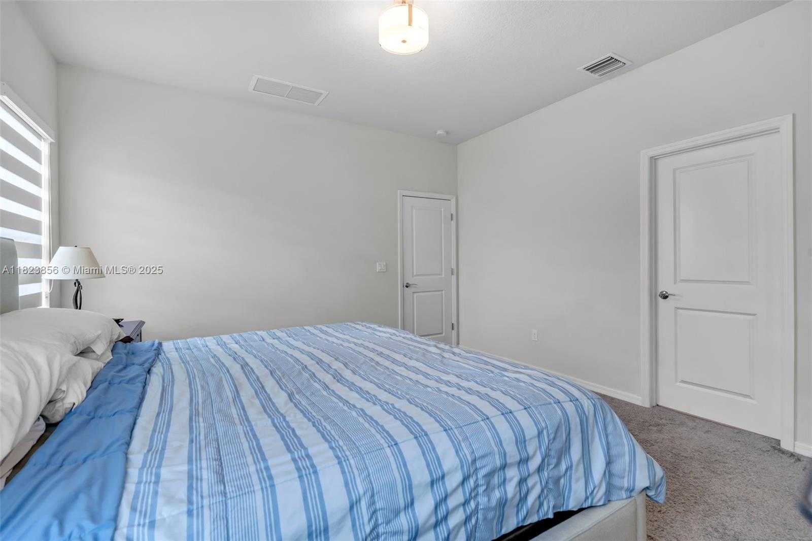 Small Image of 1595 PONGAM TER, Hollywood Number 37