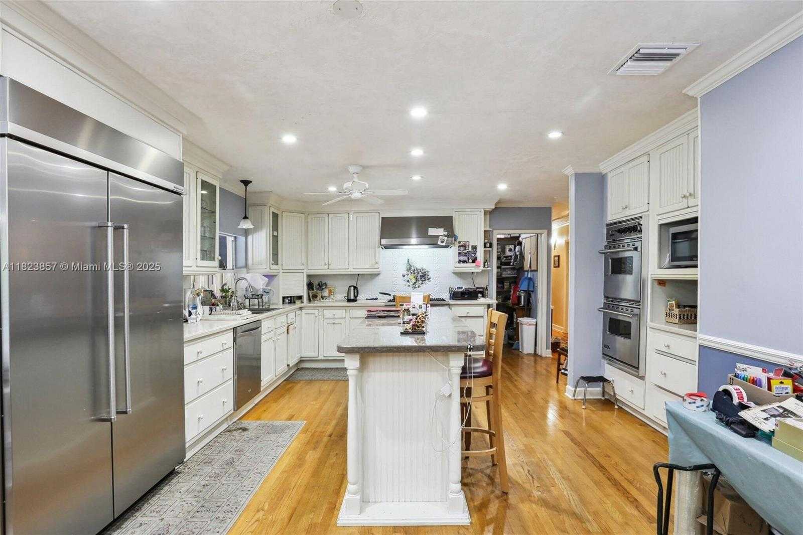 Small Image of 10920 SOUTH WEST 68TH AVE RD, Pinecrest Number 21