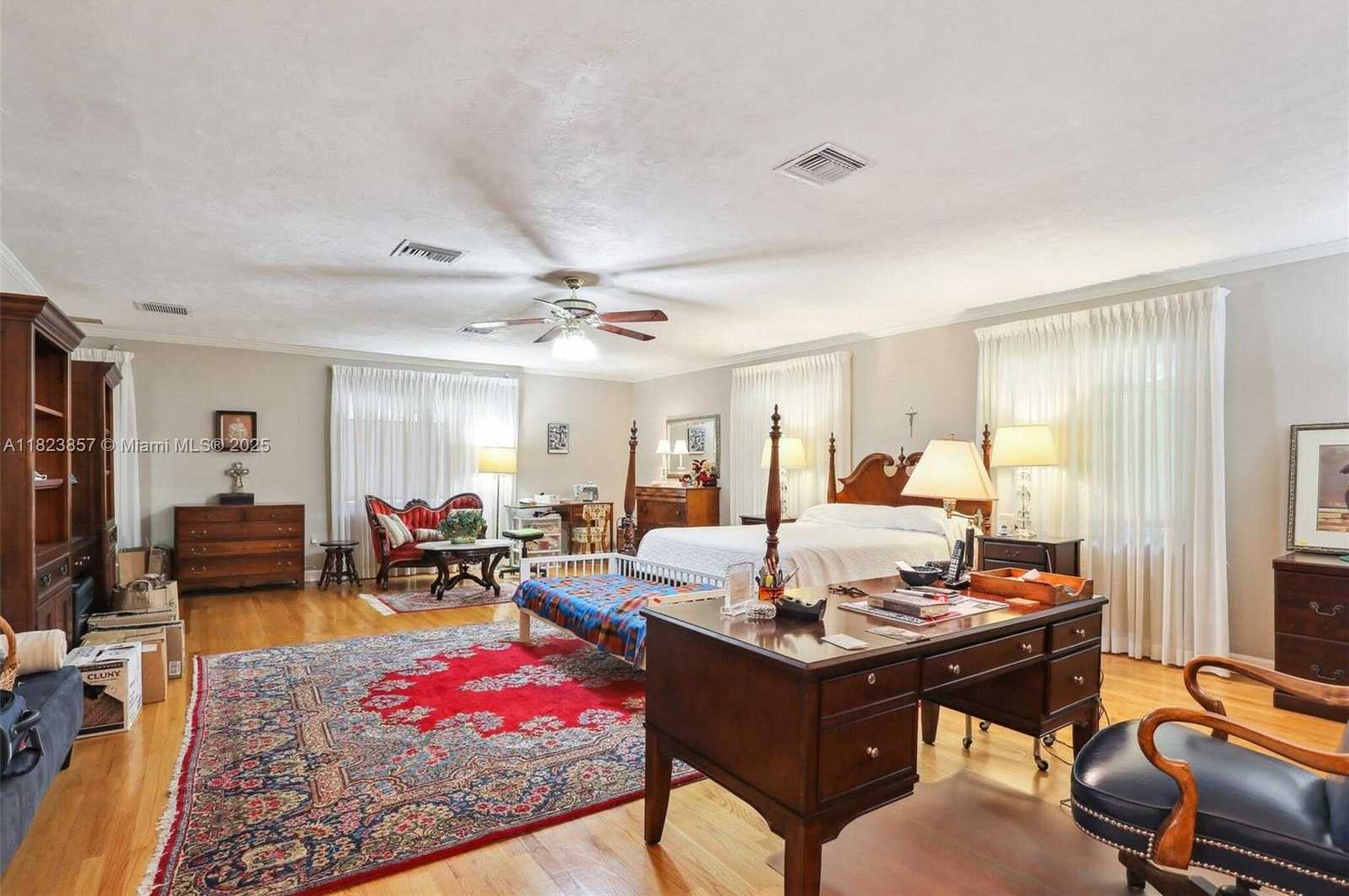 Small Image of 10920 SOUTH WEST 68TH AVE RD, Pinecrest Number 28