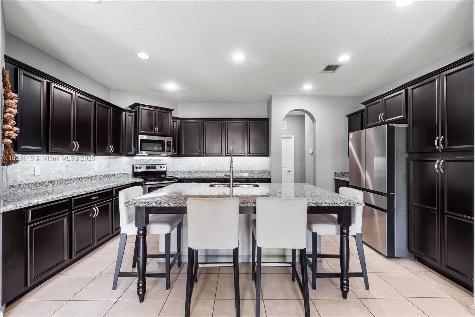 Small Image of 22442 SOUTH WEST 128TH PL, Miami Number 17