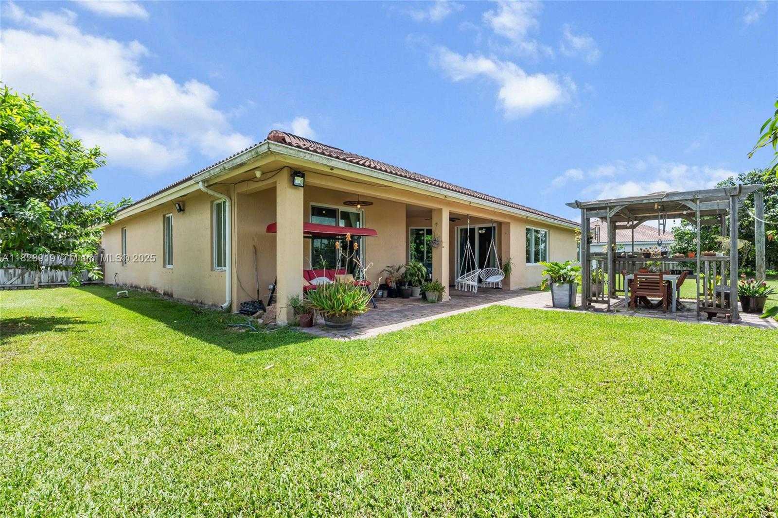 Small Image of 22442 SOUTH WEST 128TH PL, Miami Number 40