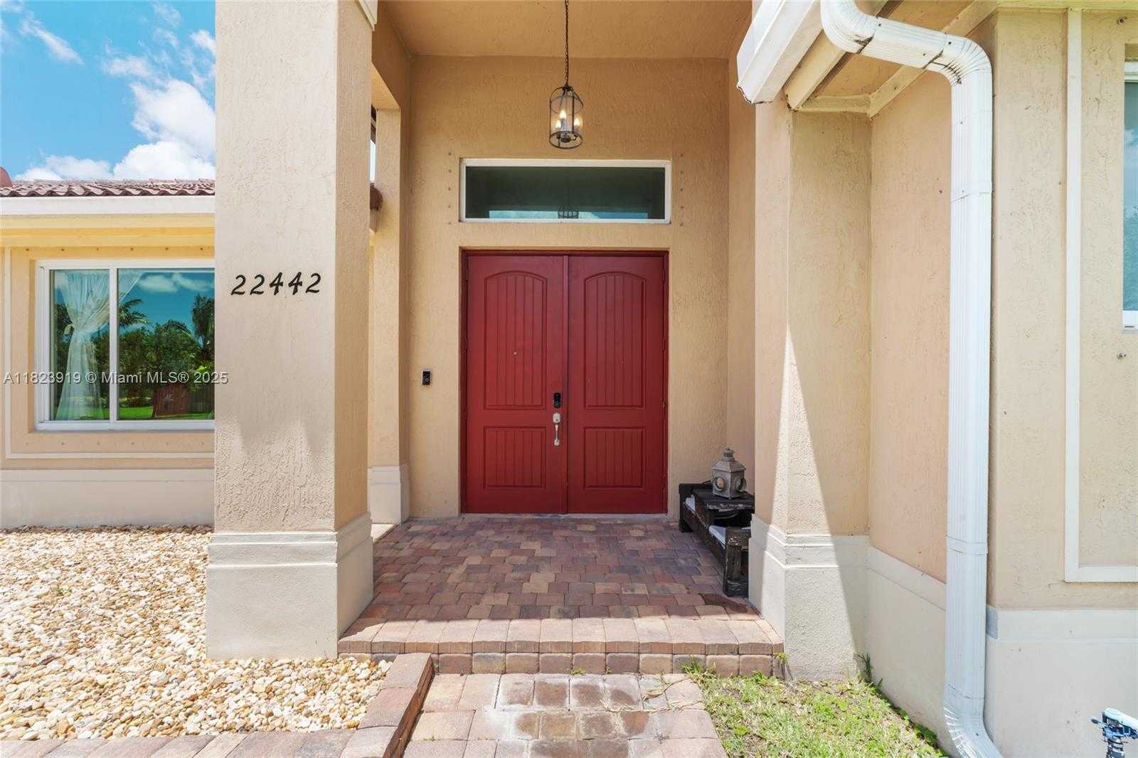 Small Image of 22442 SOUTH WEST 128TH PL, Miami Number 5