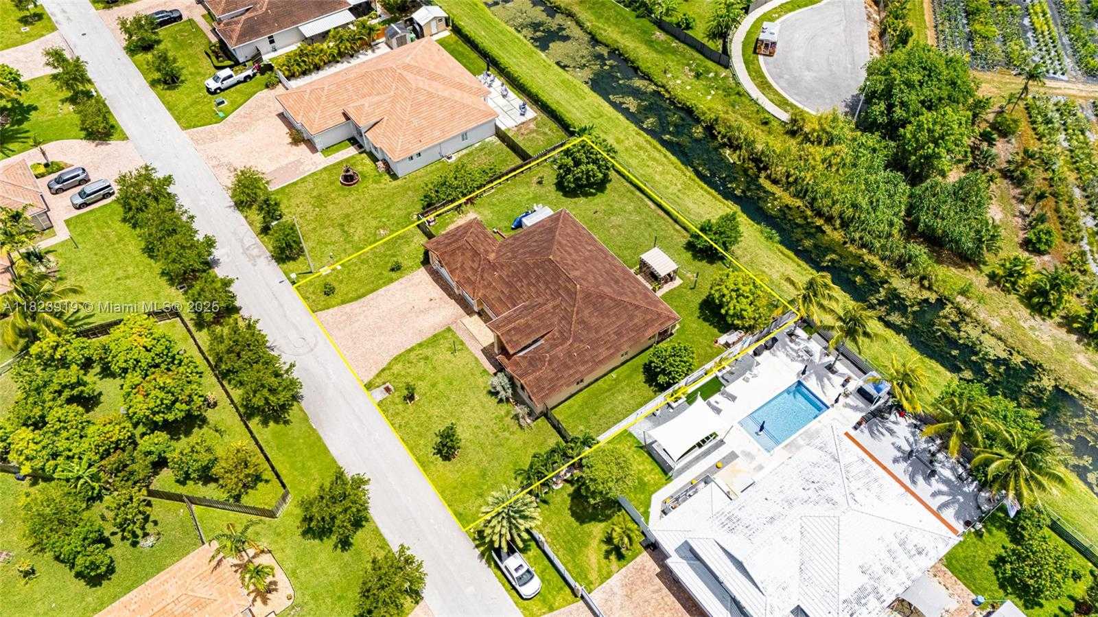 Small Image of 22442 SOUTH WEST 128TH PL, Miami Number 52