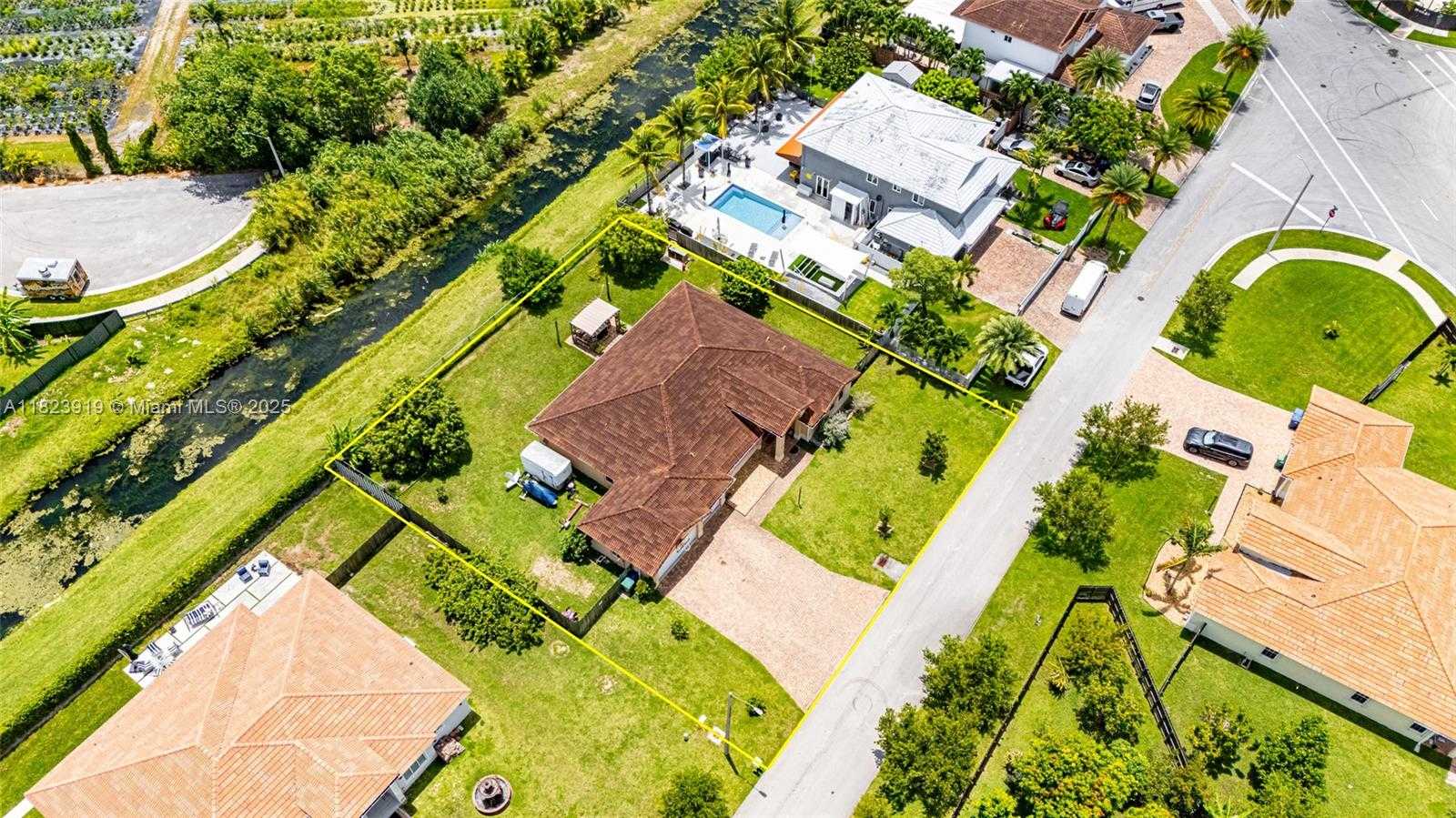 Small Image of 22442 SOUTH WEST 128TH PL, Miami Number 53