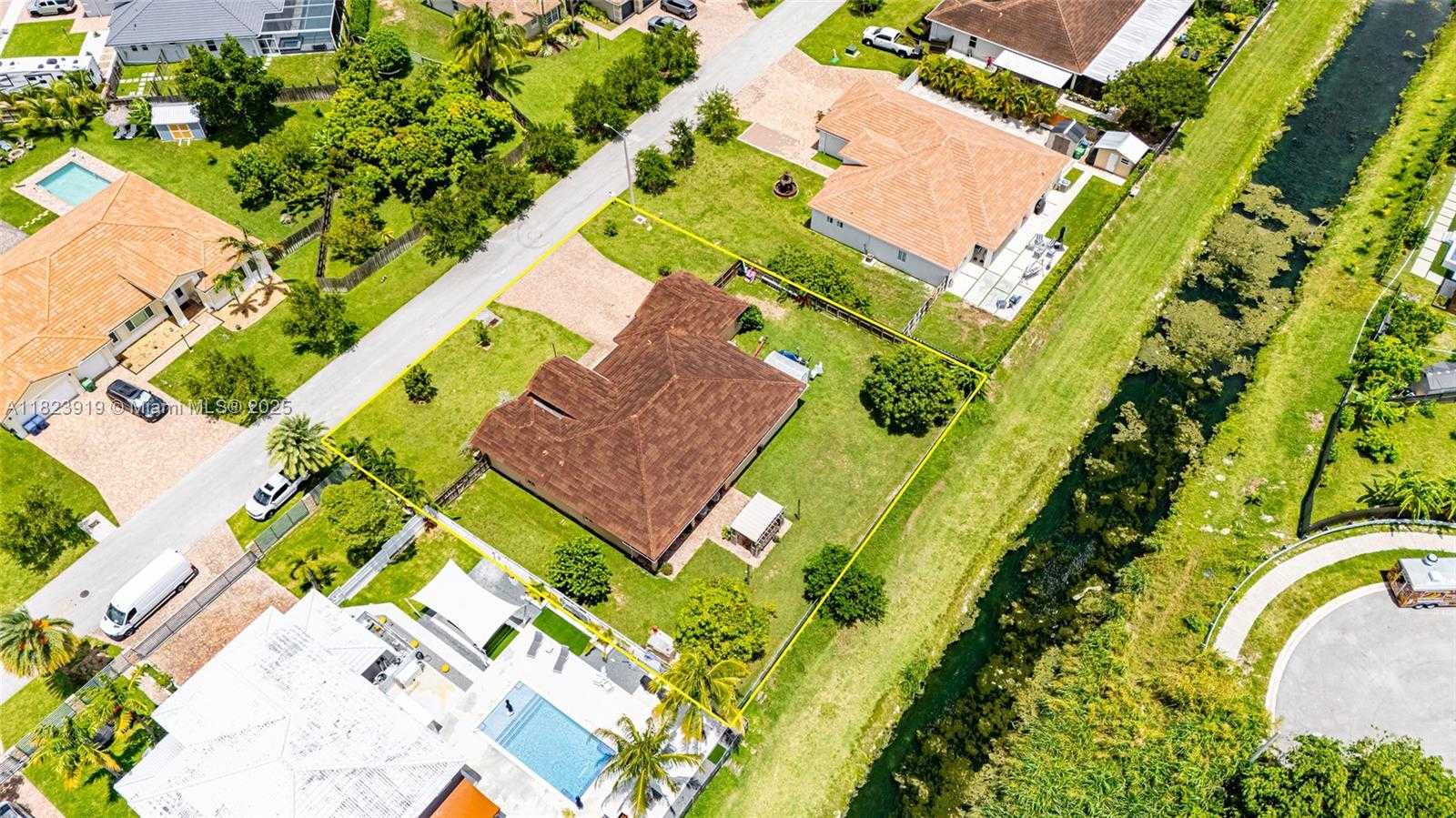 Small Image of 22442 SOUTH WEST 128TH PL, Miami Number 55