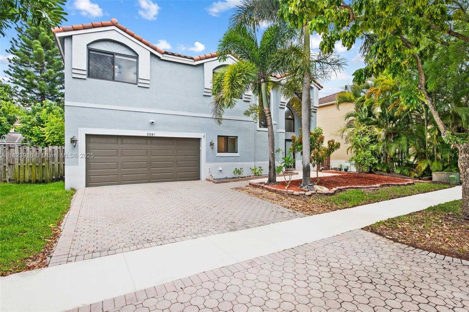 Small Image of 11293 RHAPSODY RD, Cooper City Number 2