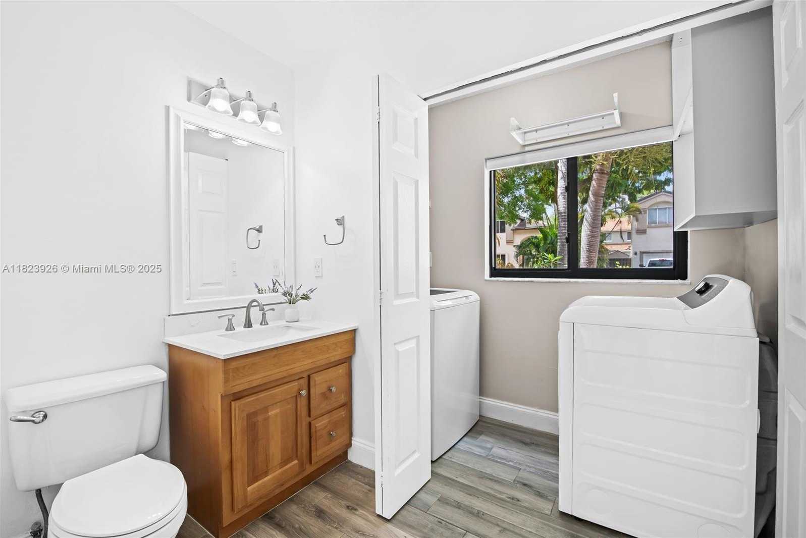 Small Image of 11293 RHAPSODY RD, Cooper City Number 21