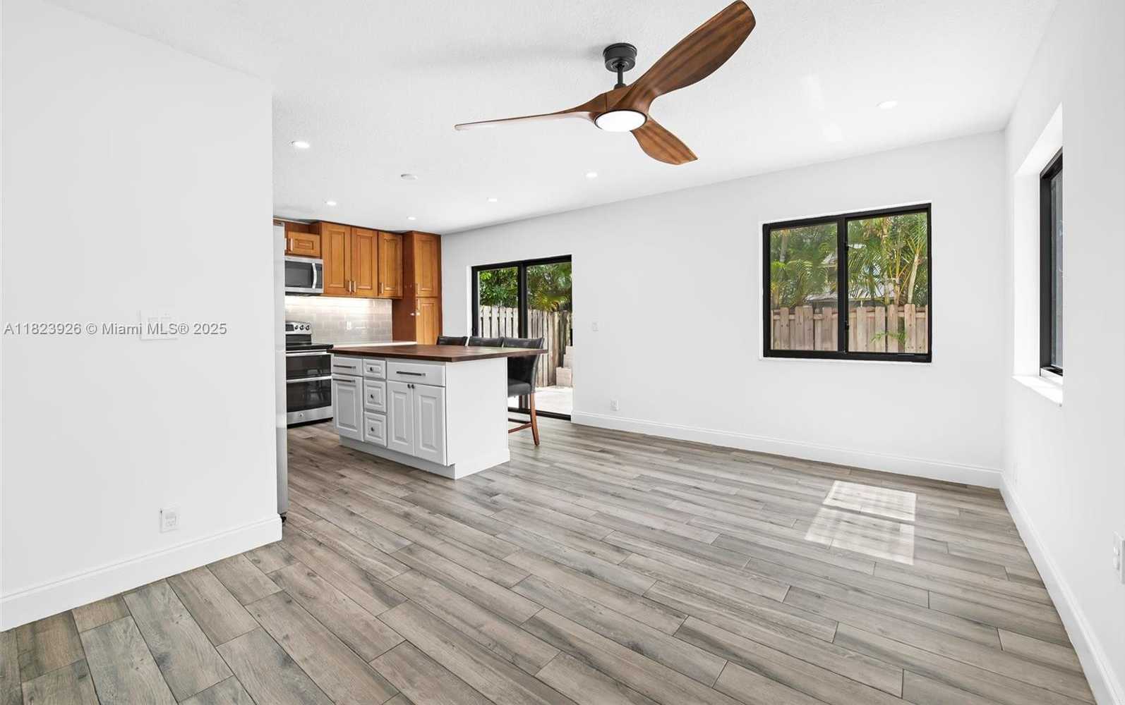 Small Image of 11293 RHAPSODY RD, Cooper City Number 6