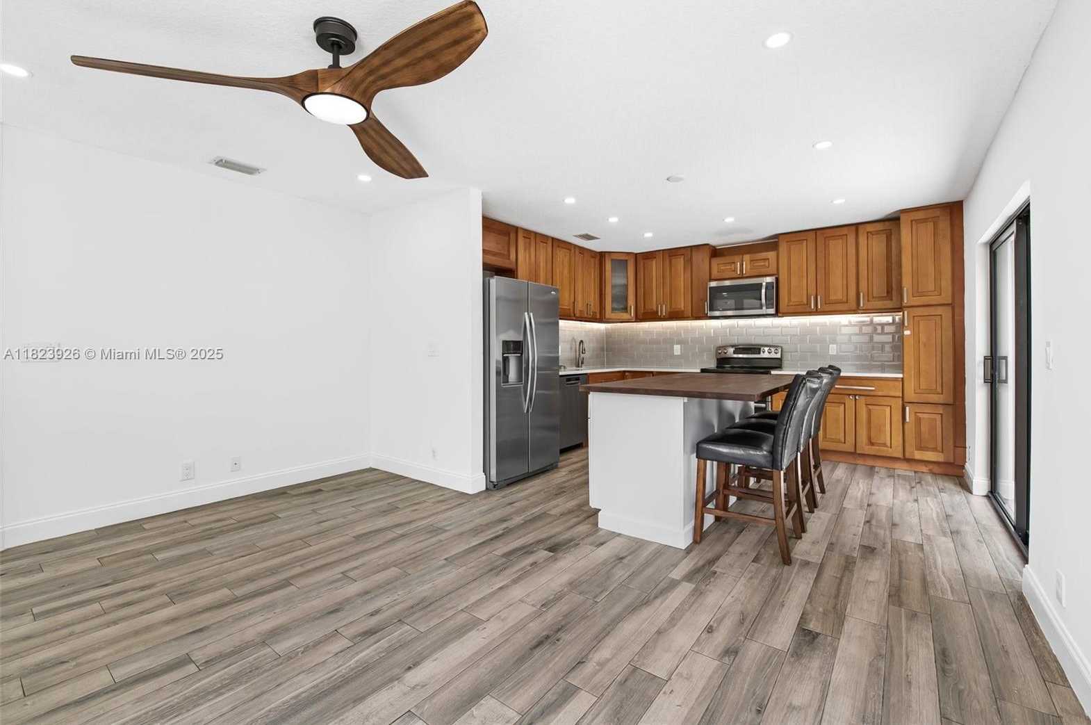 Small Image of 11293 RHAPSODY RD, Cooper City Number 7