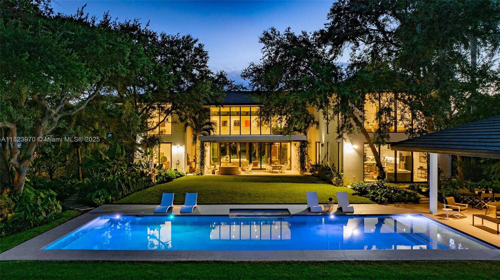 Small Image of 8875 SOUTH WEST 61ST CT, Pinecrest Number 100