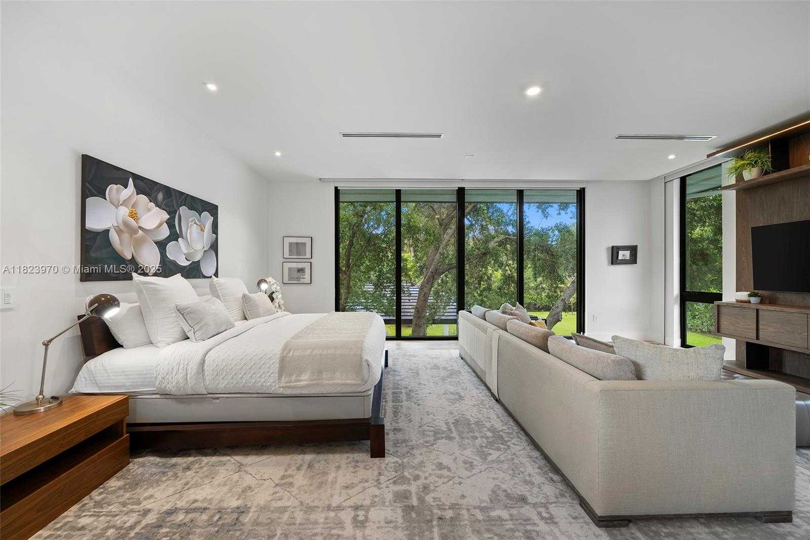 Small Image of 8875 SOUTH WEST 61ST CT, Pinecrest Number 14
