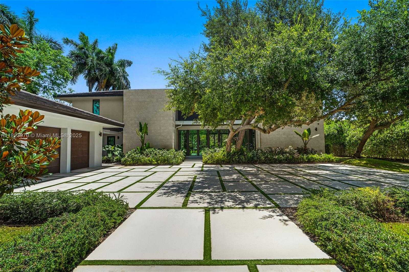 Small Image of 8875 SOUTH WEST 61ST CT, Pinecrest Number 21