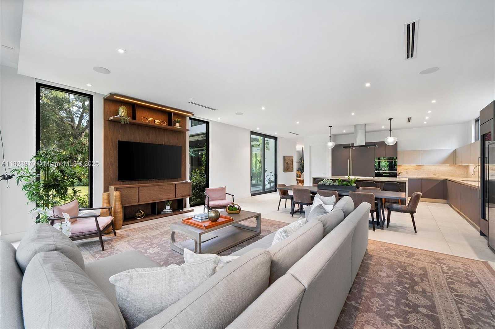 Small Image of 8875 SOUTH WEST 61ST CT, Pinecrest Number 44