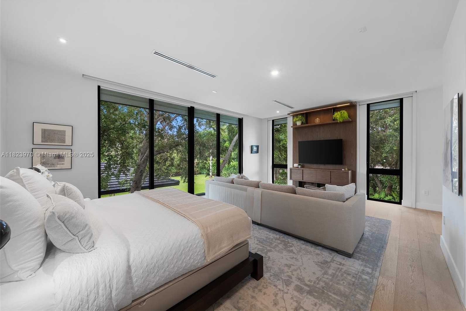 Small Image of 8875 SOUTH WEST 61ST CT, Pinecrest Number 52