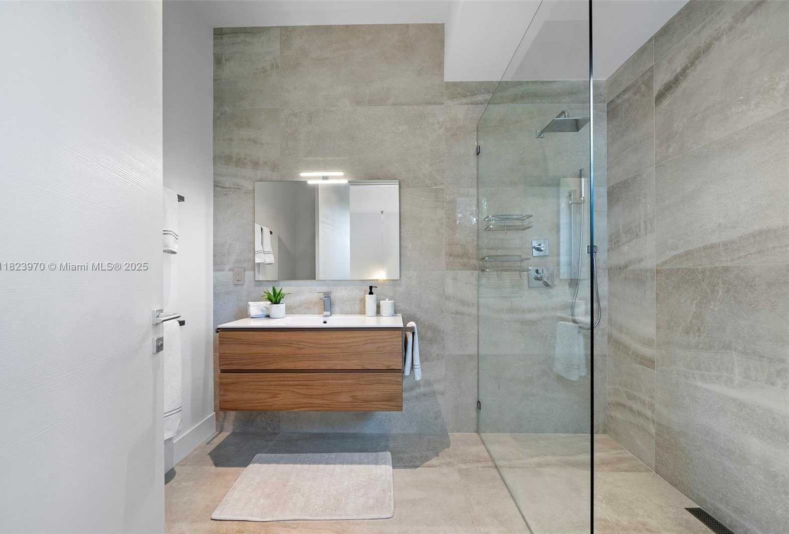 Small Image of 8875 SOUTH WEST 61ST CT, Pinecrest Number 68