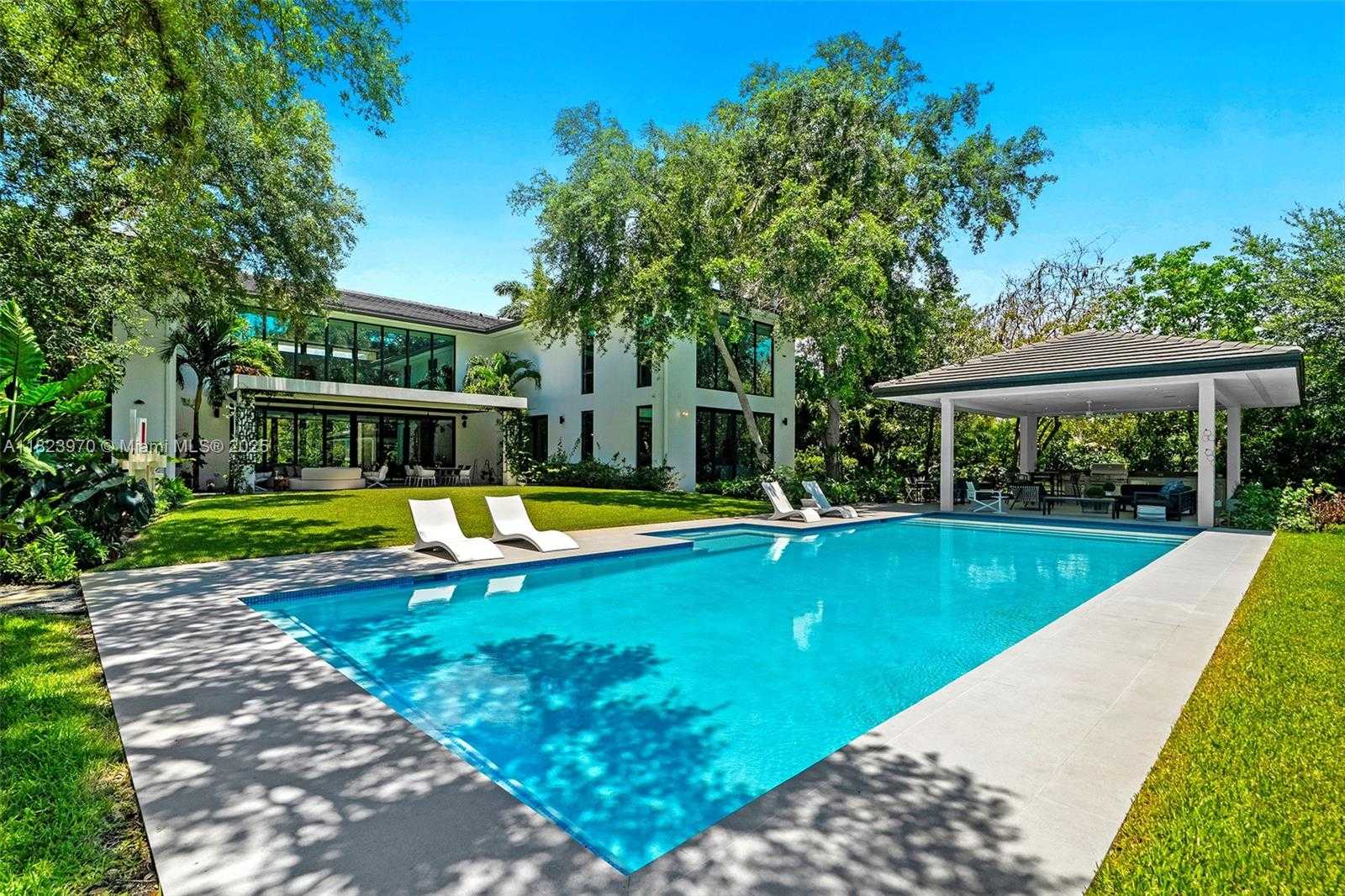Small Image of 8875 SOUTH WEST 61ST CT, Pinecrest Number 83