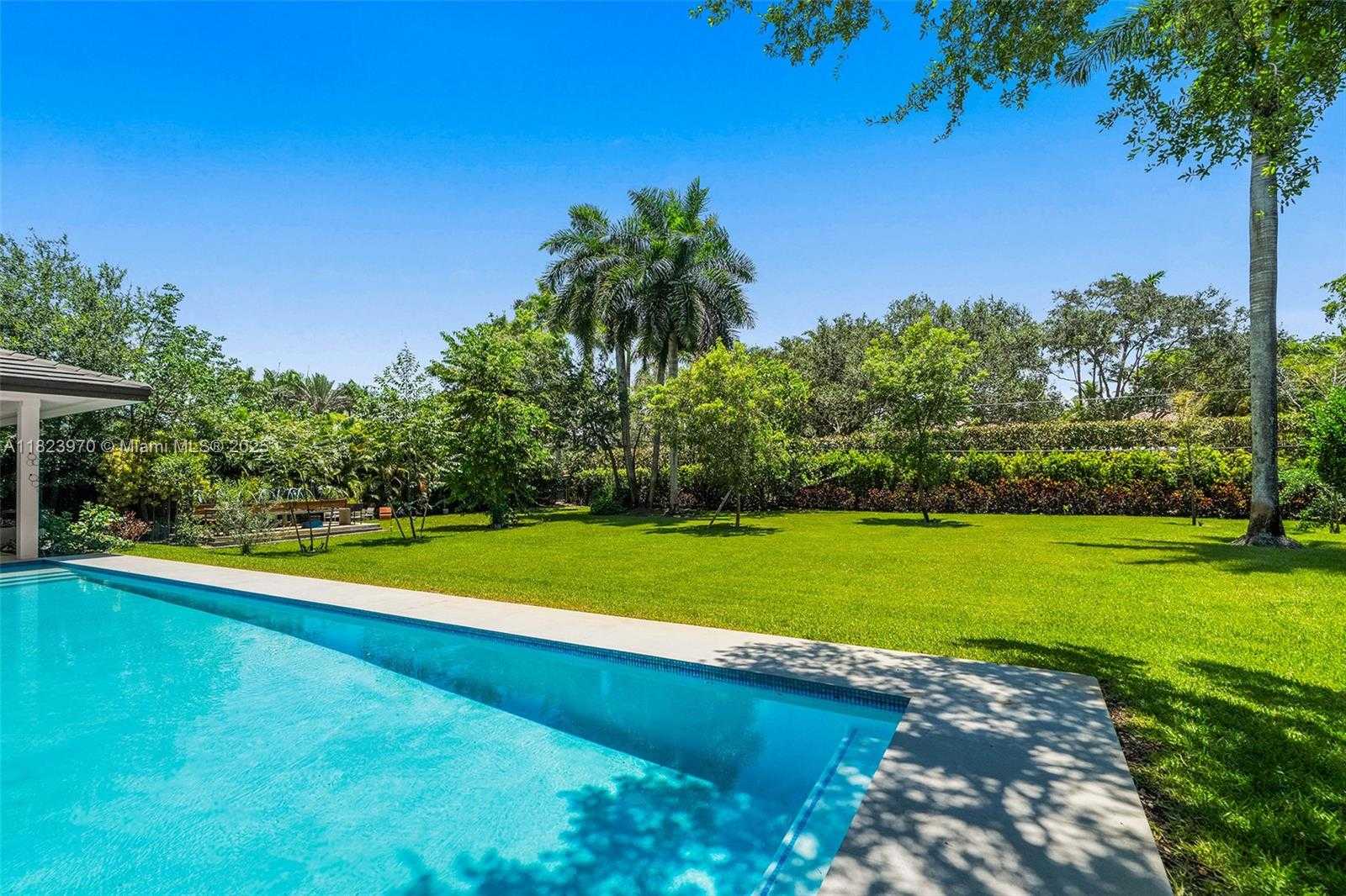 Small Image of 8875 SOUTH WEST 61ST CT, Pinecrest Number 89