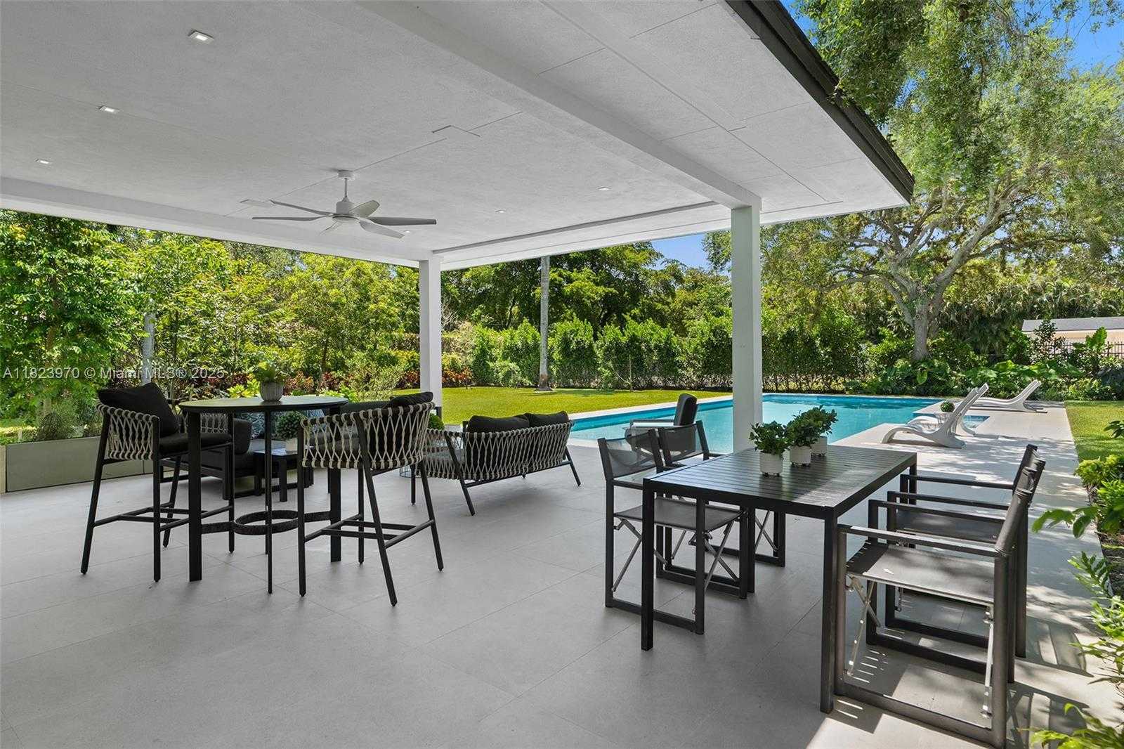 Small Image of 8875 SOUTH WEST 61ST CT, Pinecrest Number 92