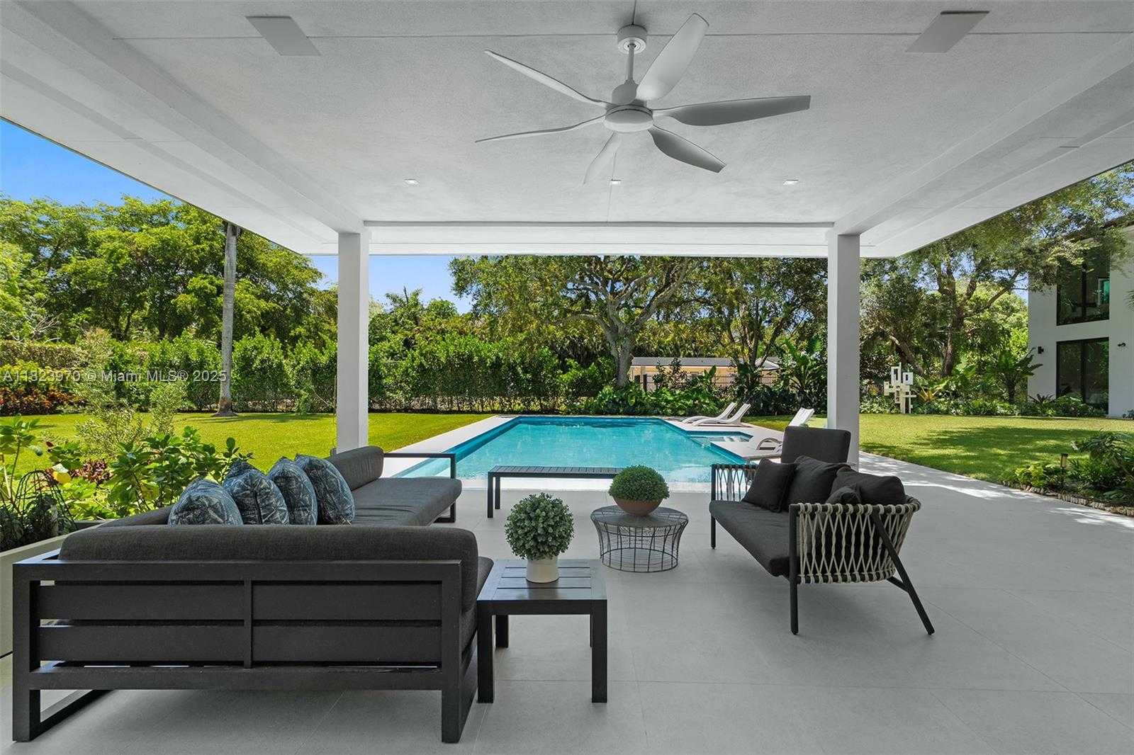 Small Image of 8875 SOUTH WEST 61ST CT, Pinecrest Number 93