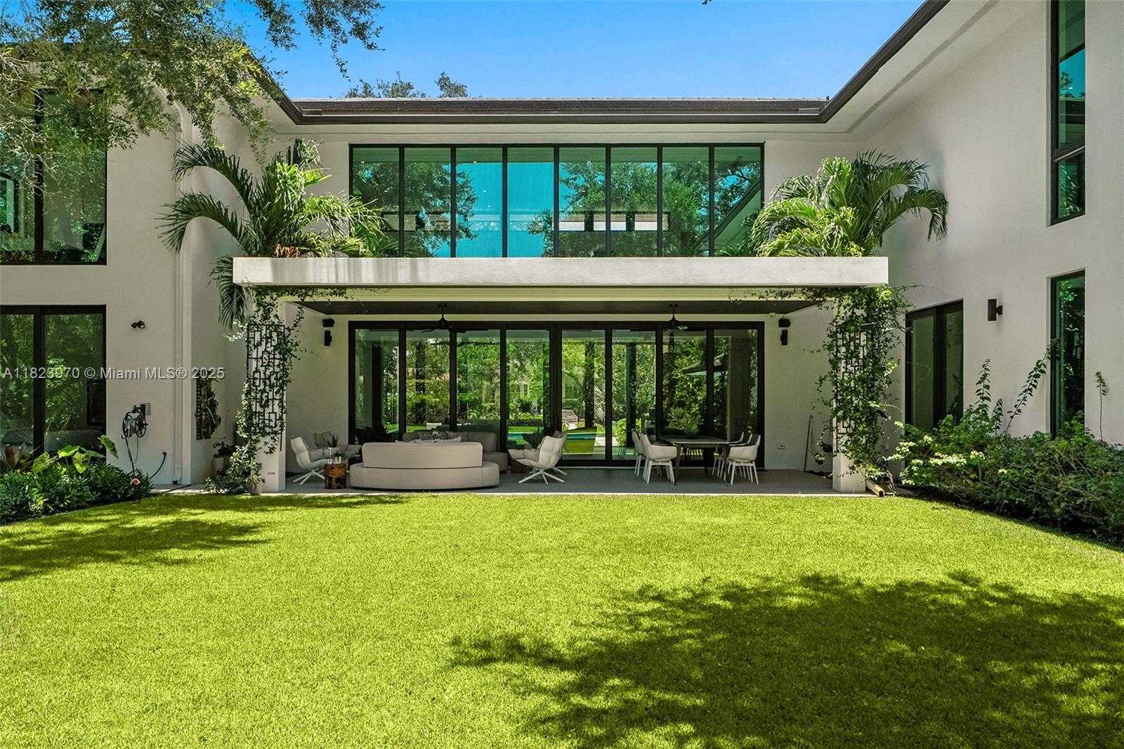 Small Image of 8875 SOUTH WEST 61ST CT, Pinecrest Number 94