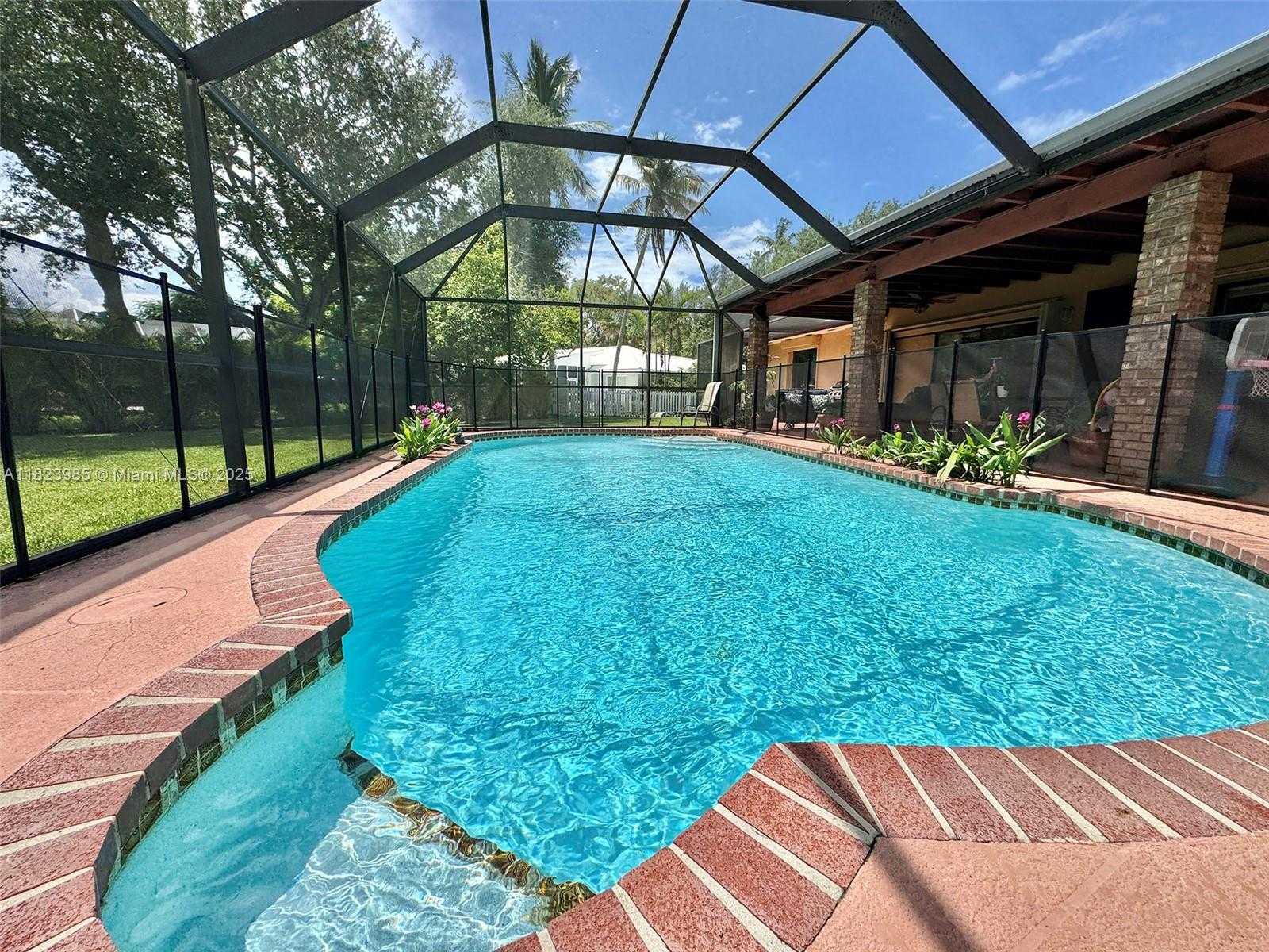 Small Image of 16225 SOUTH WEST 88TH AVE RD, Palmetto Bay Number 11
