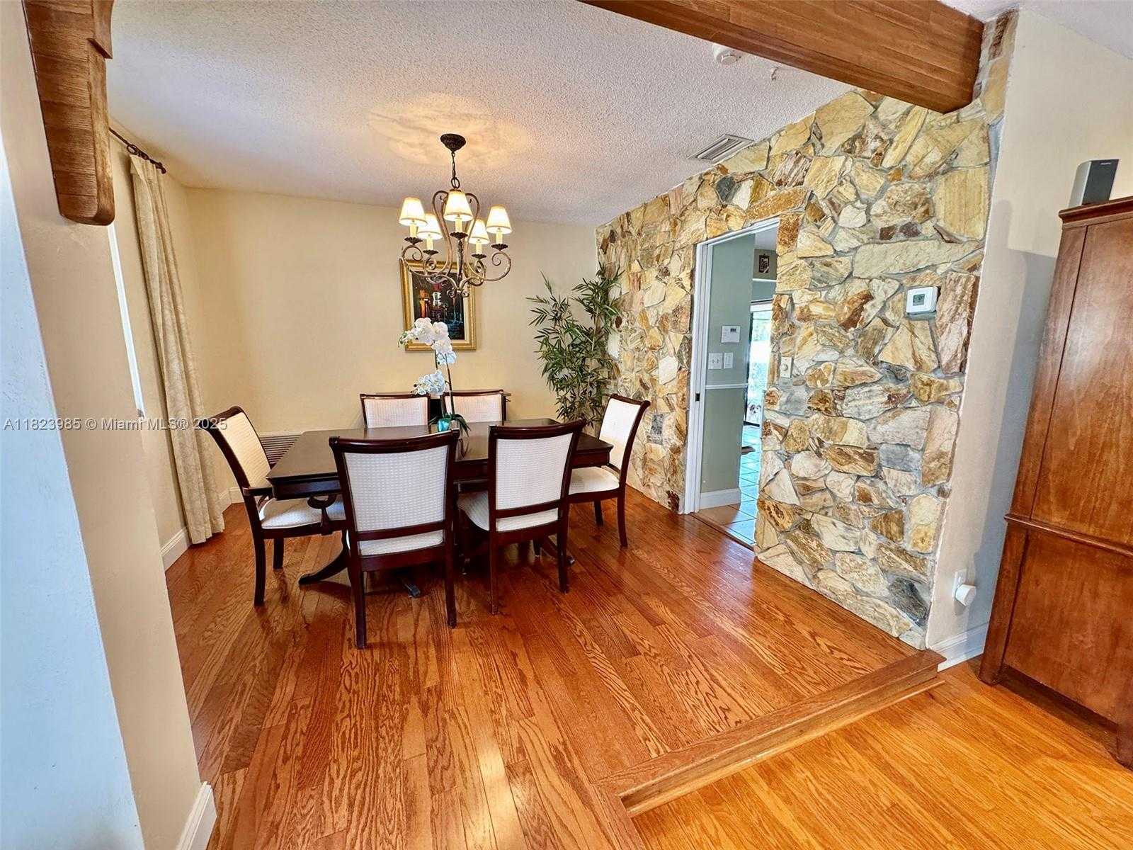 Small Image of 16225 SOUTH WEST 88TH AVE RD, Palmetto Bay Number 4