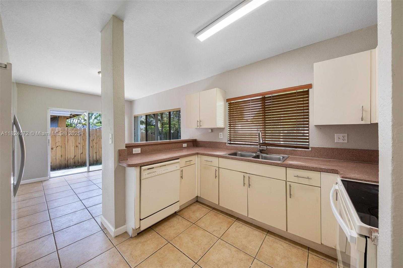 Small Image of 13576 SOUTH WEST 287TH TER, Homestead Number 12