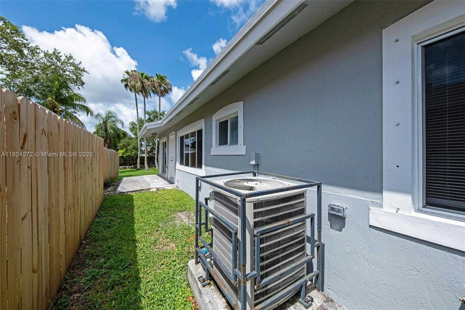 Small Image of 13576 SOUTH WEST 287TH TER, Homestead Number 30