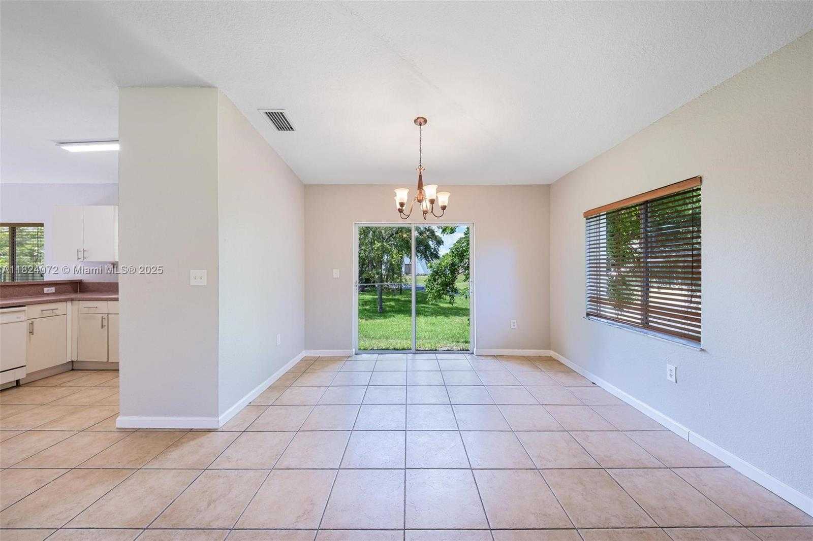 Small Image of 13576 SOUTH WEST 287TH TER, Homestead Number 8