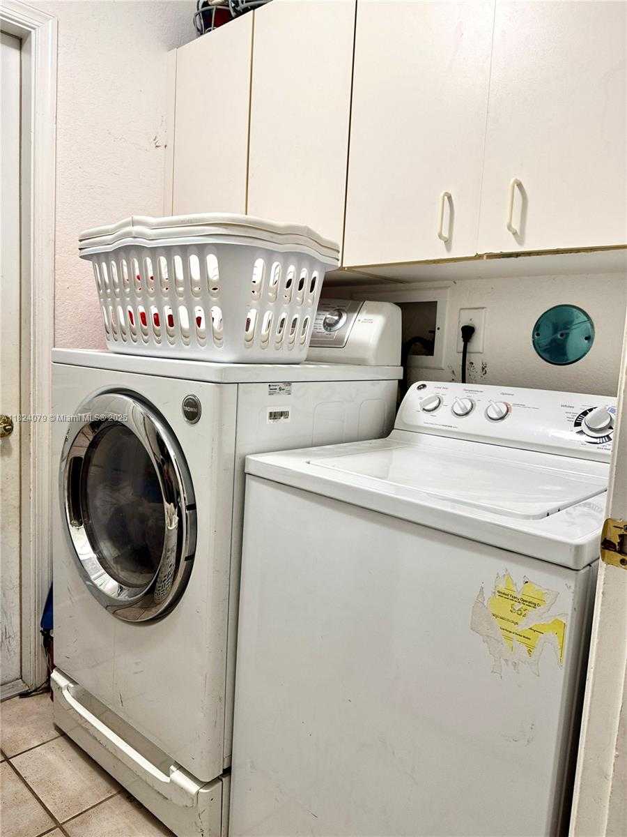 Small Image of 17088 NORTH WEST 19TH ST, Pembroke Pines Number 14