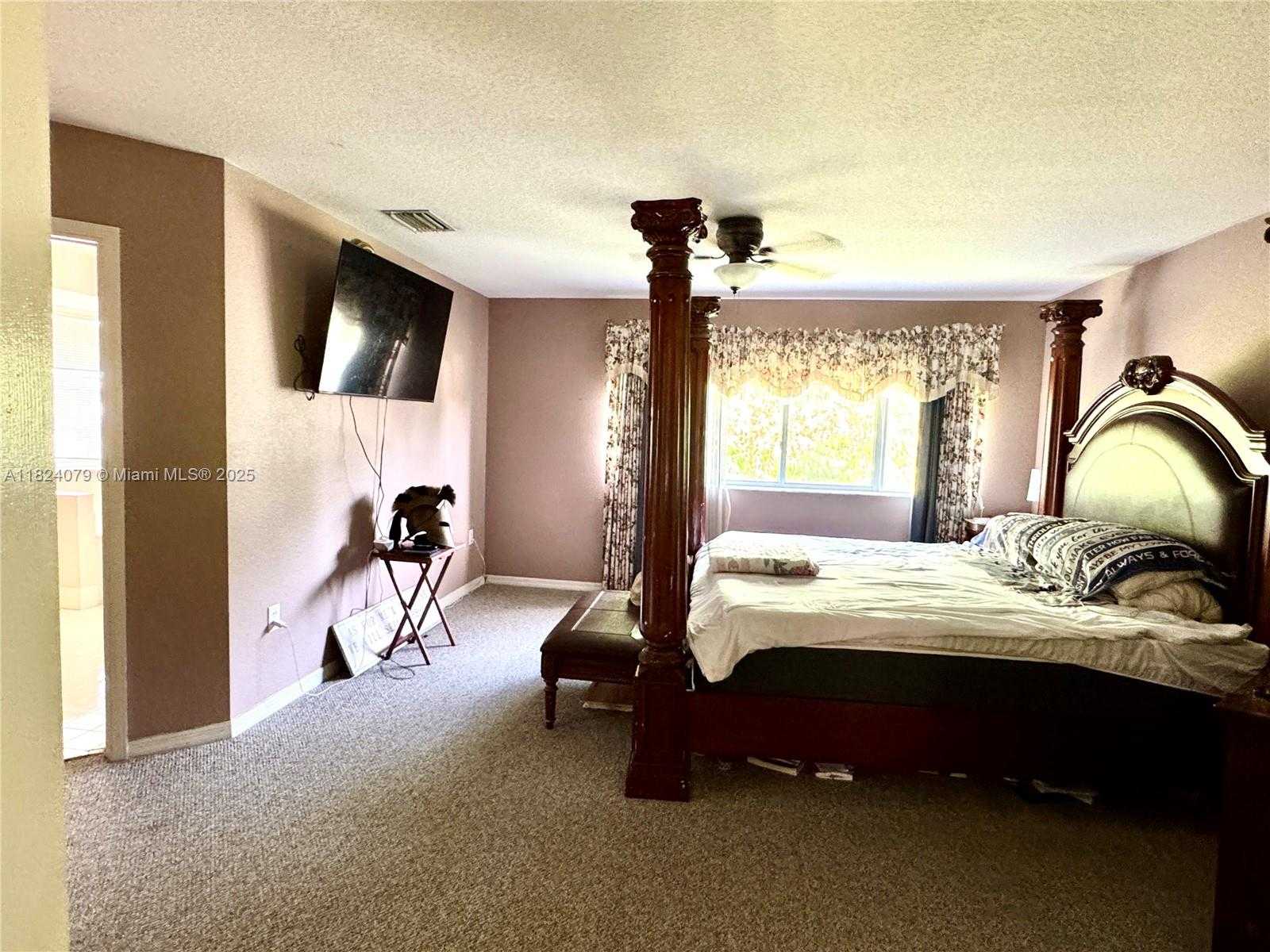 Small Image of 17088 NORTH WEST 19TH ST, Pembroke Pines Number 19