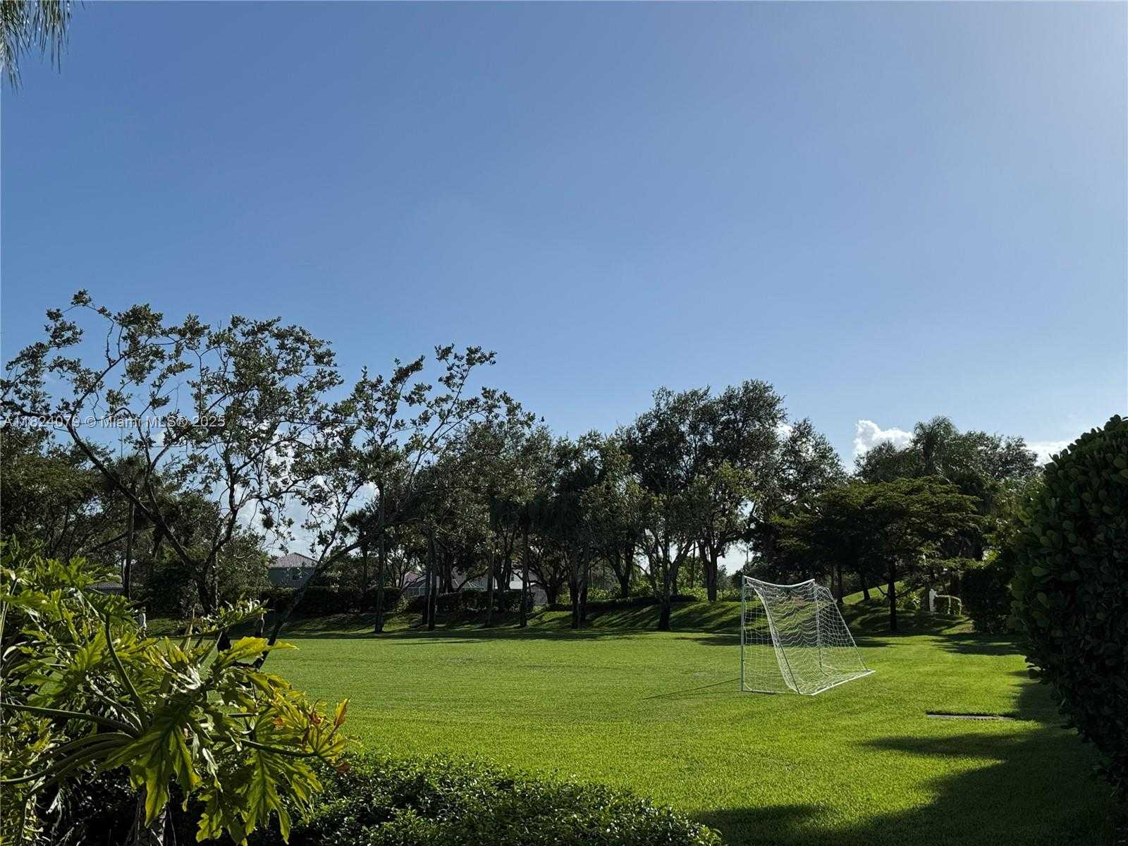 Small Image of 17088 NORTH WEST 19TH ST, Pembroke Pines Number 30
