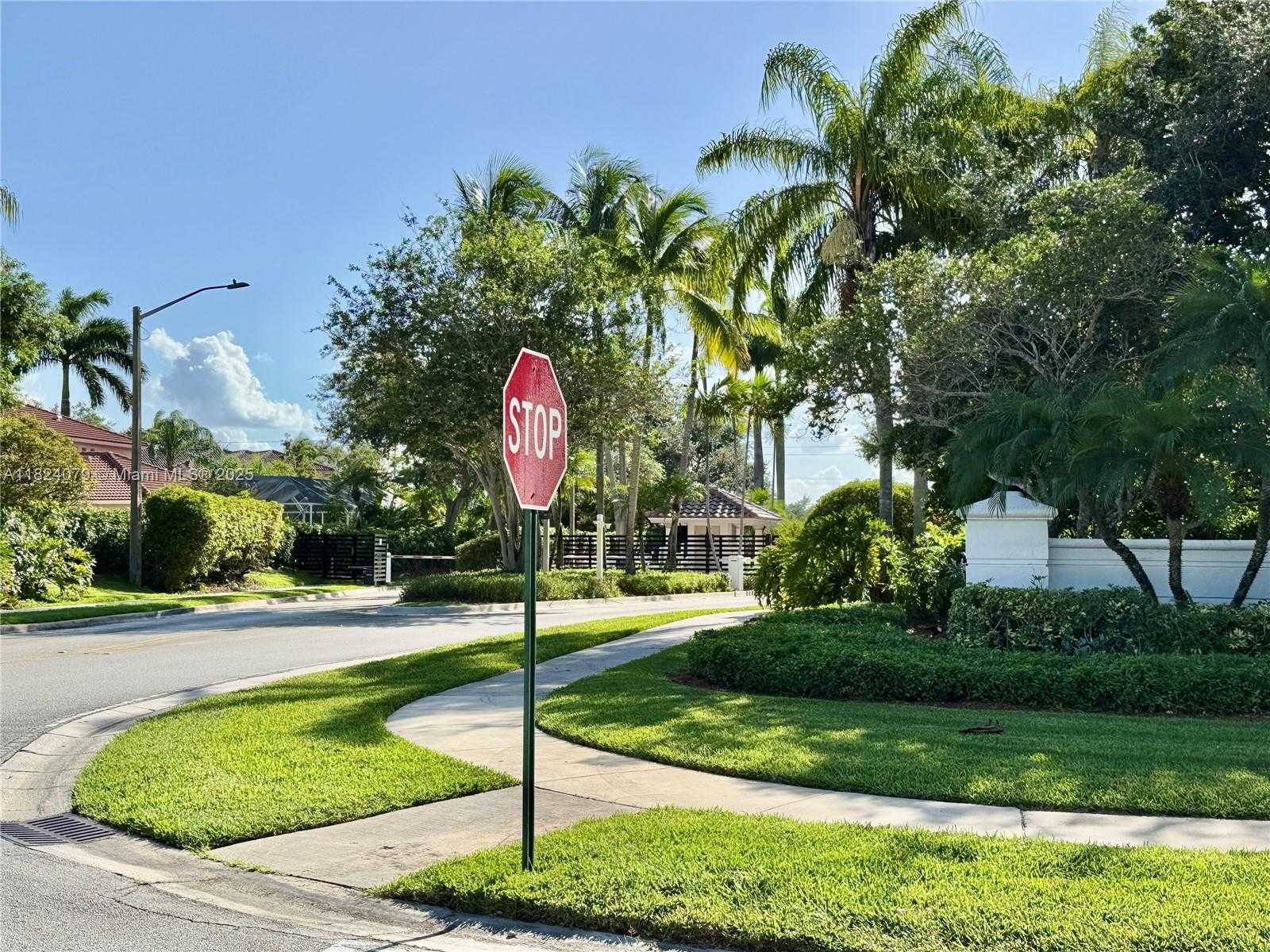 Small Image of 17088 NORTH WEST 19TH ST, Pembroke Pines Number 32