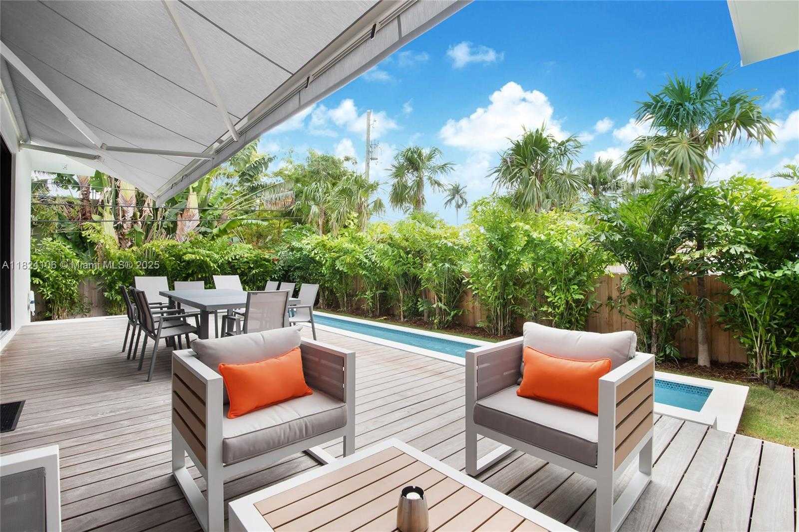 Small Image of 7501 COQUINA DR, North Bay Village Number 15
