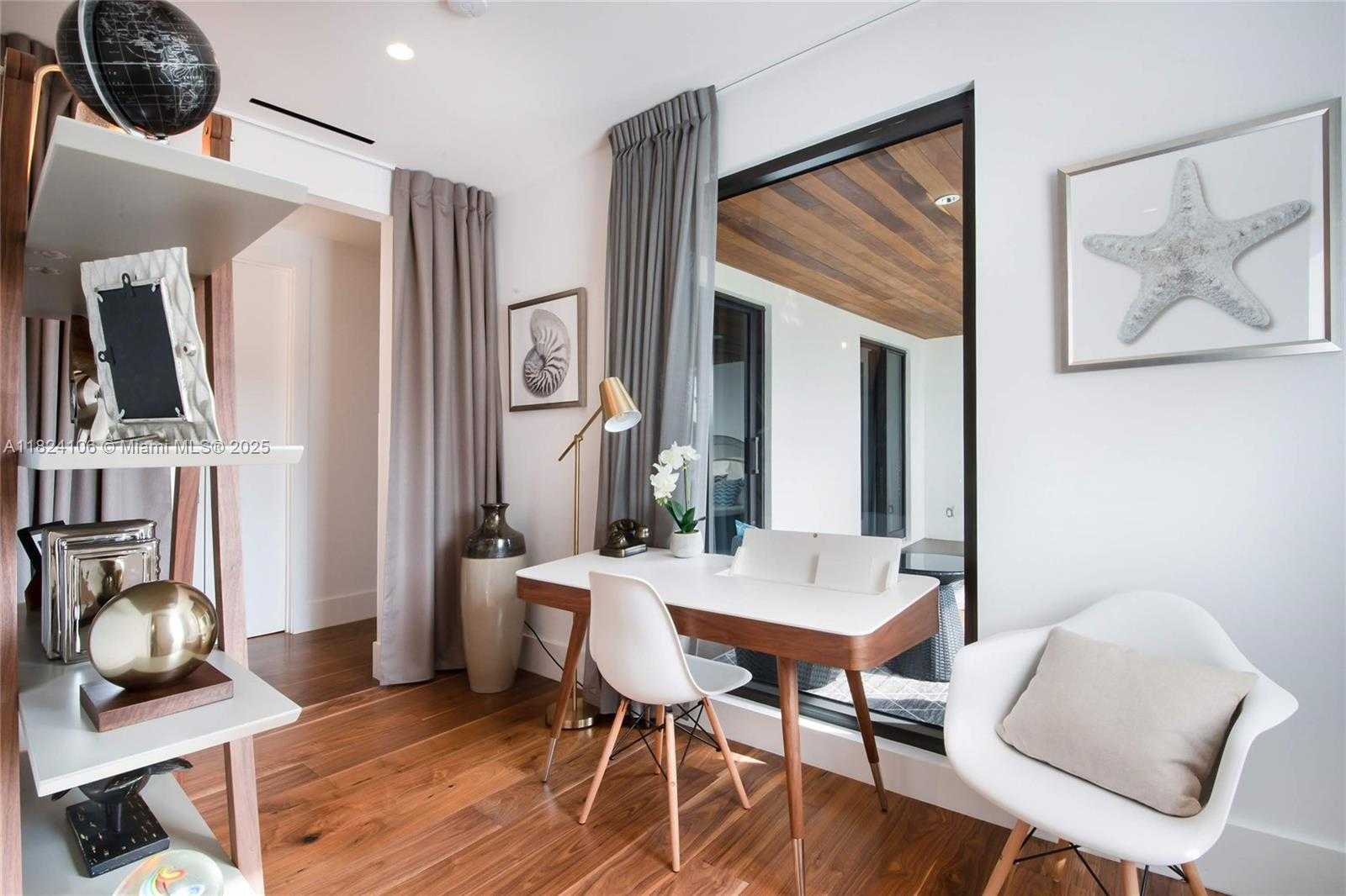 Small Image of 7501 COQUINA DR, North Bay Village Number 18
