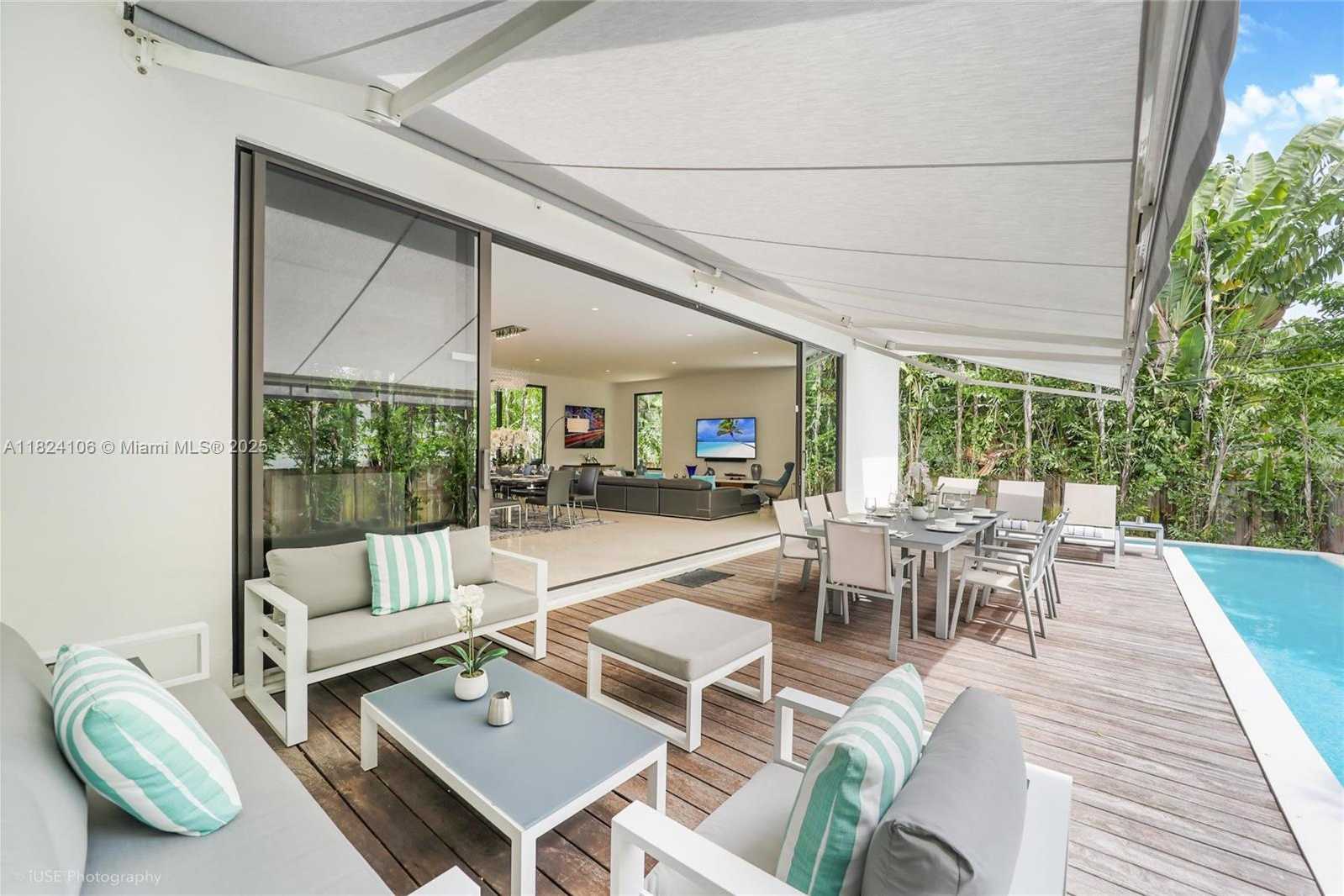 Small Image of 7501 COQUINA DR, North Bay Village Number 9