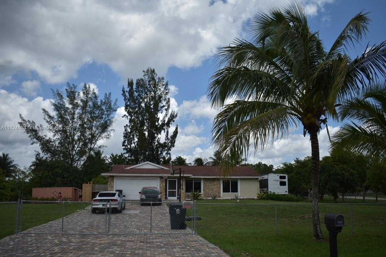 Small Image of 16525 87TH LN N, Loxahatchee Number 25